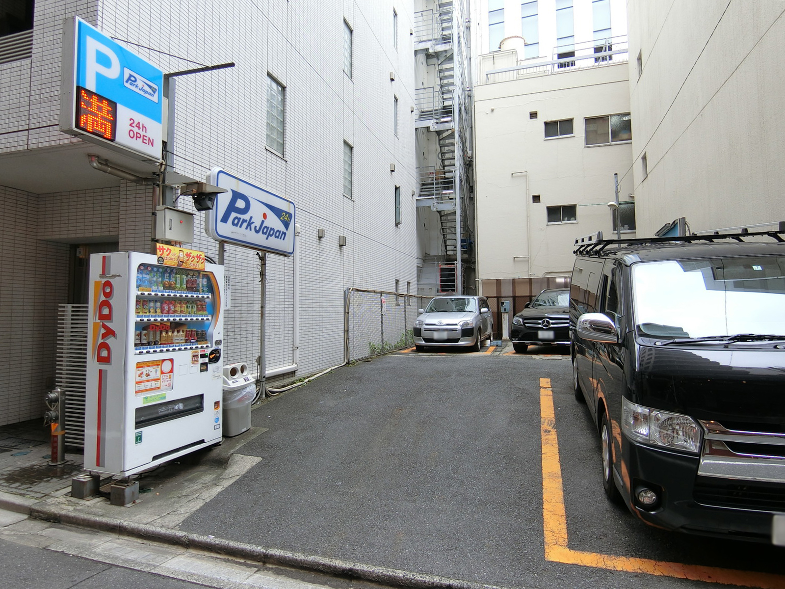 近くのコインパーキング