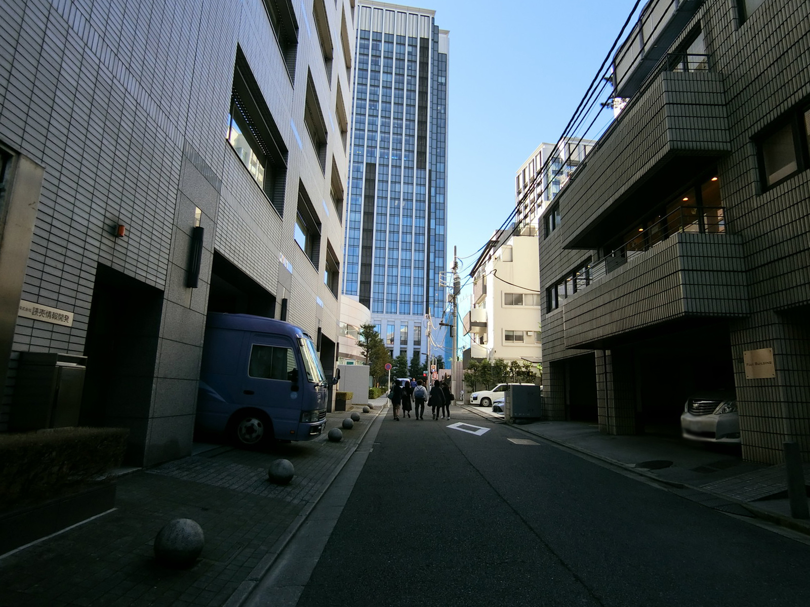 ふじビルディング前面の通り