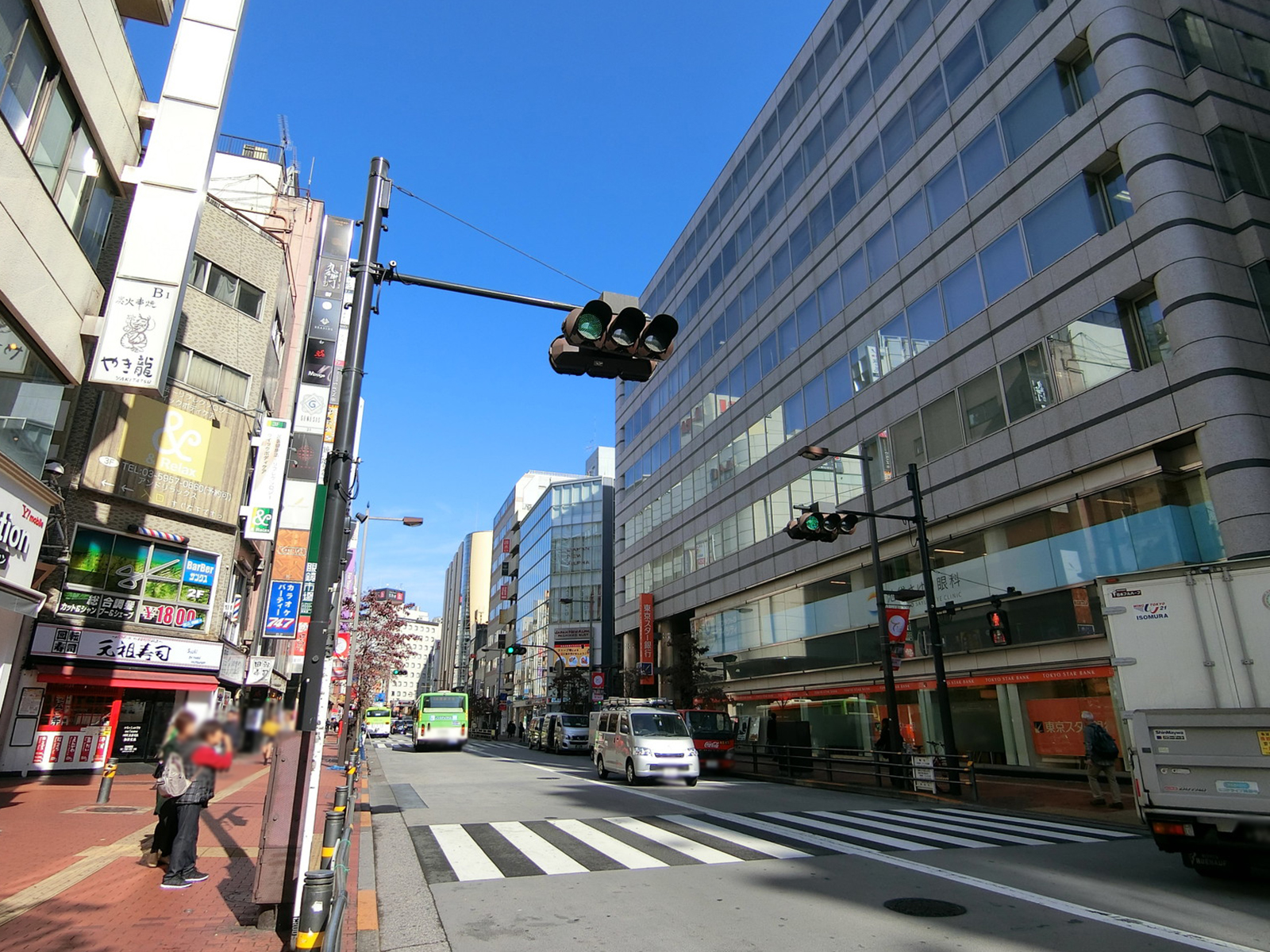 相馬ビル前面の通り