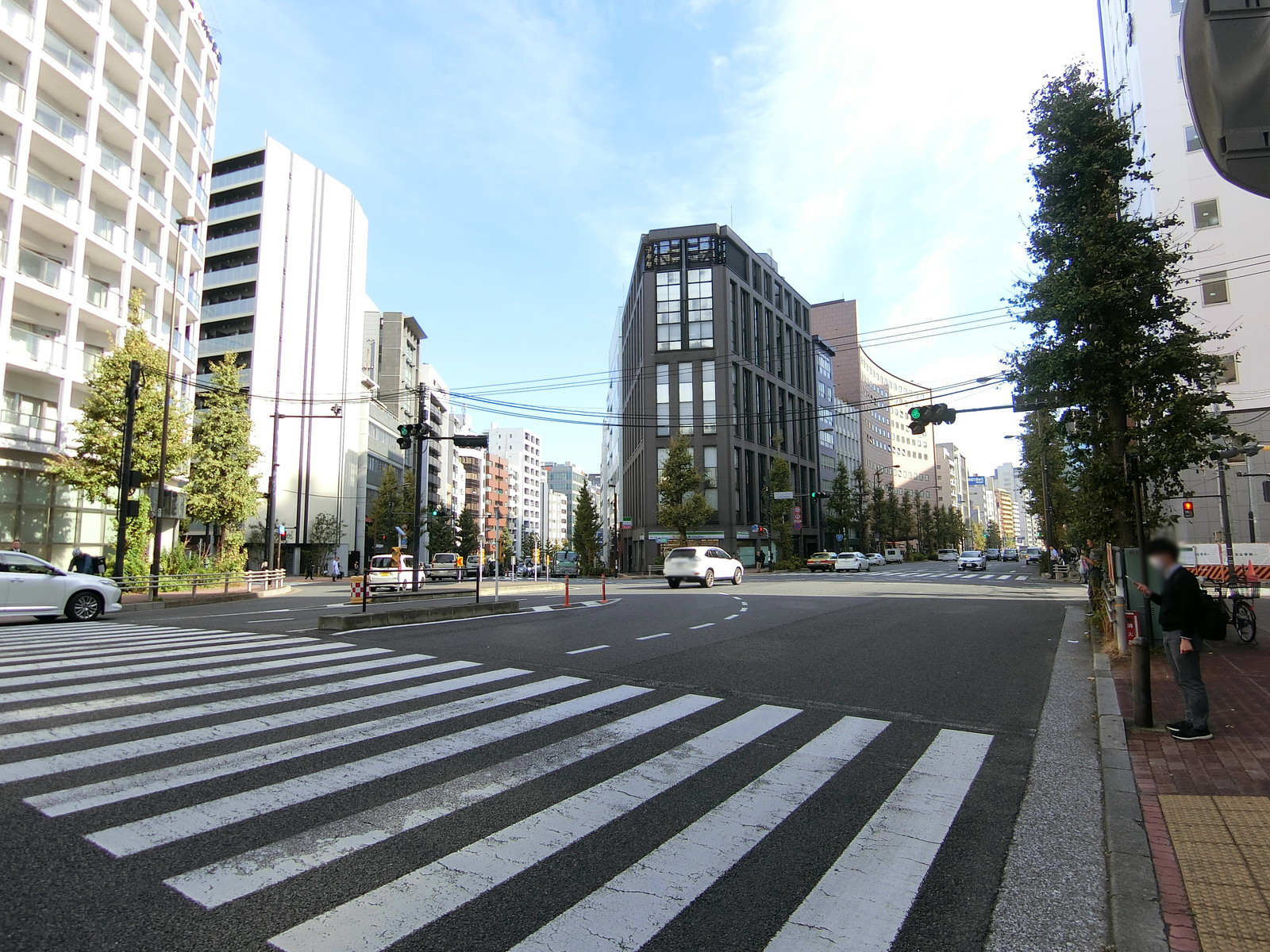 前面の中山道