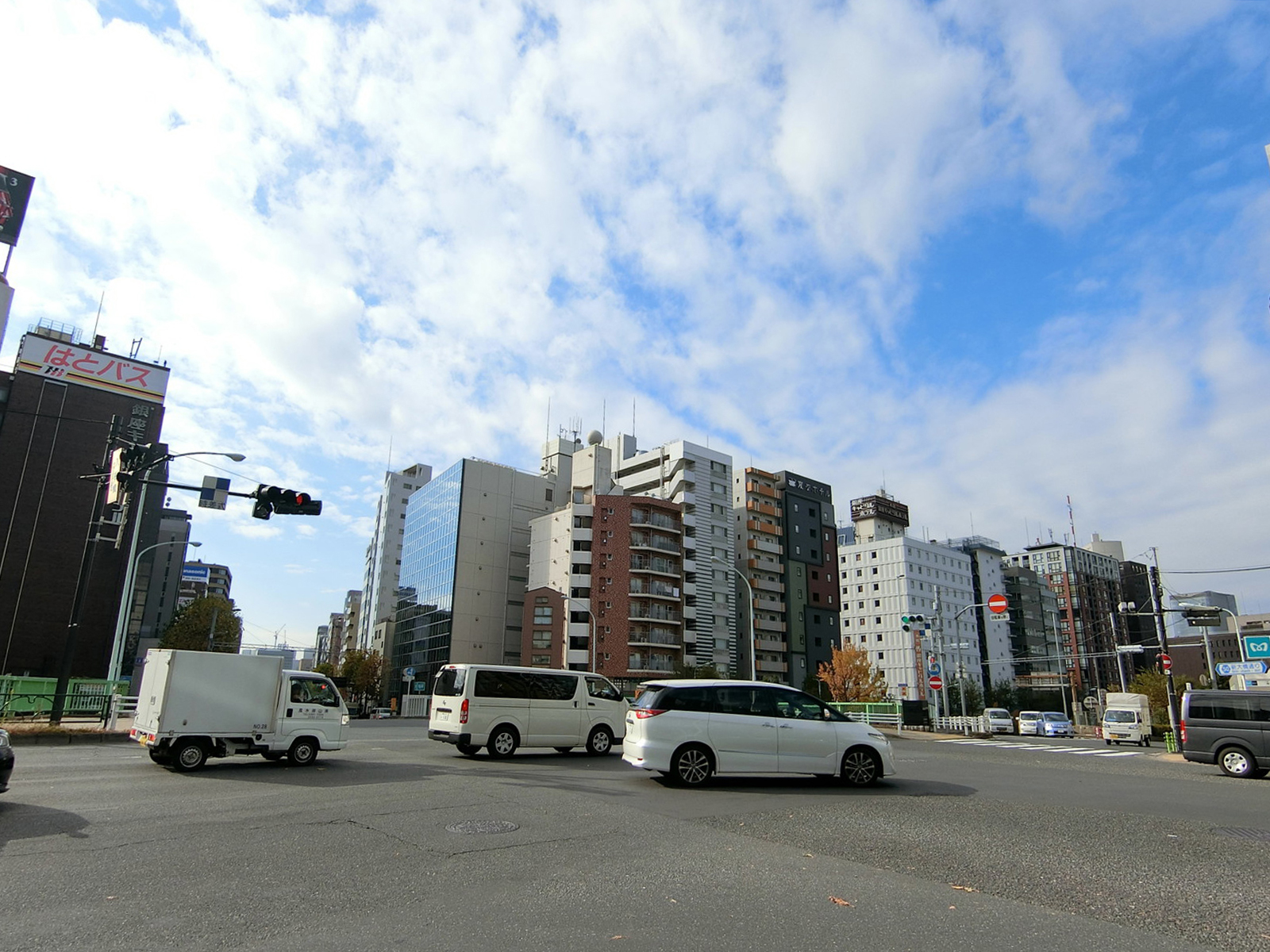 付近の新大橋通り
