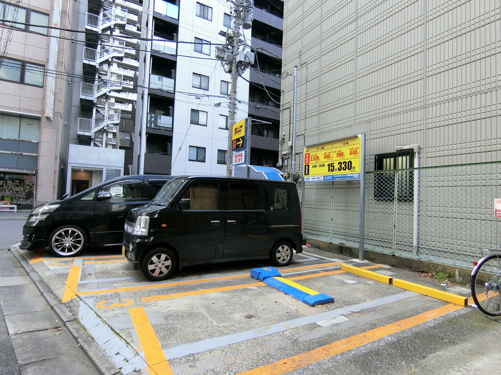目前のコインパーキング