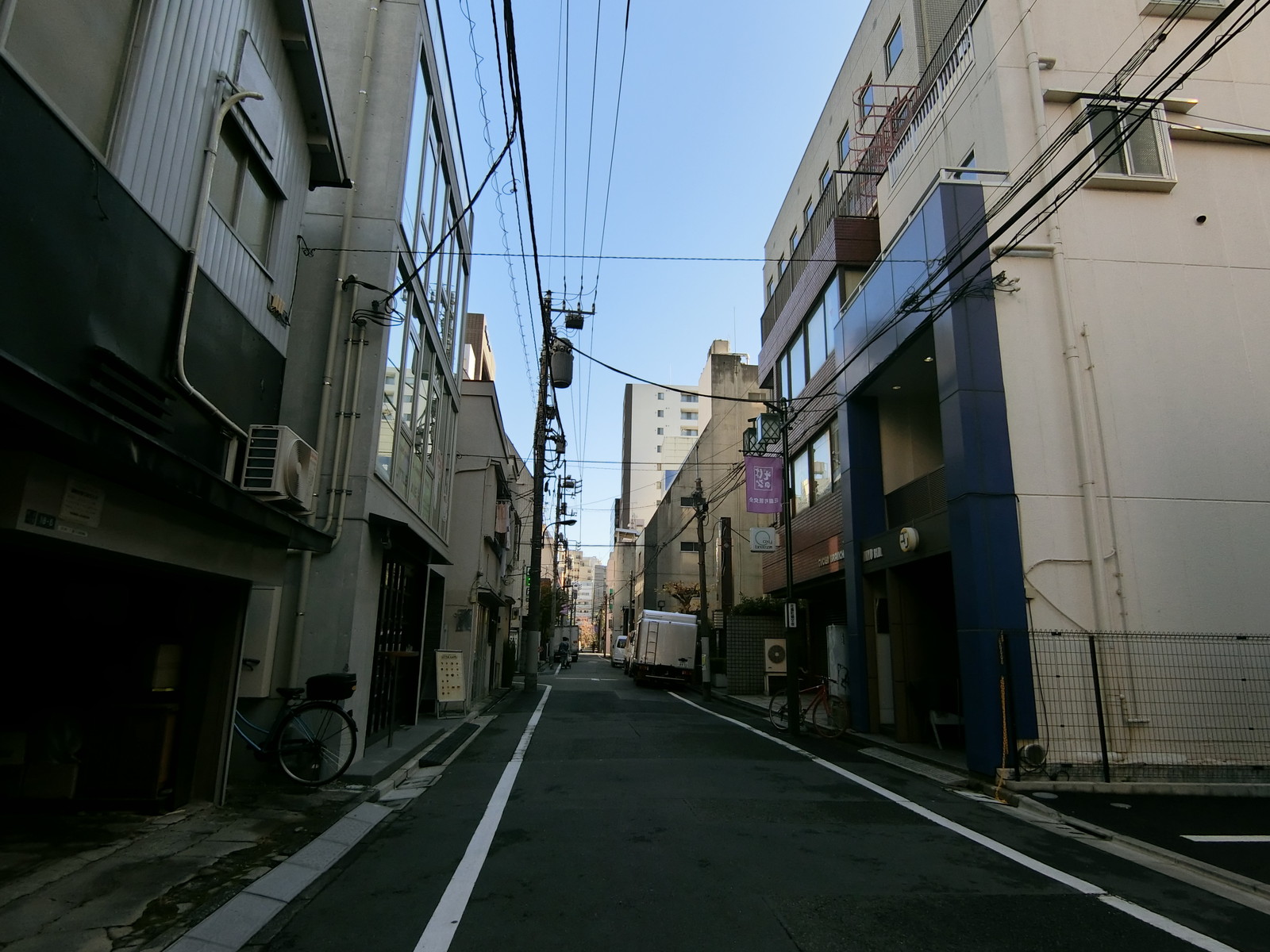 大洋ビル前面の通り