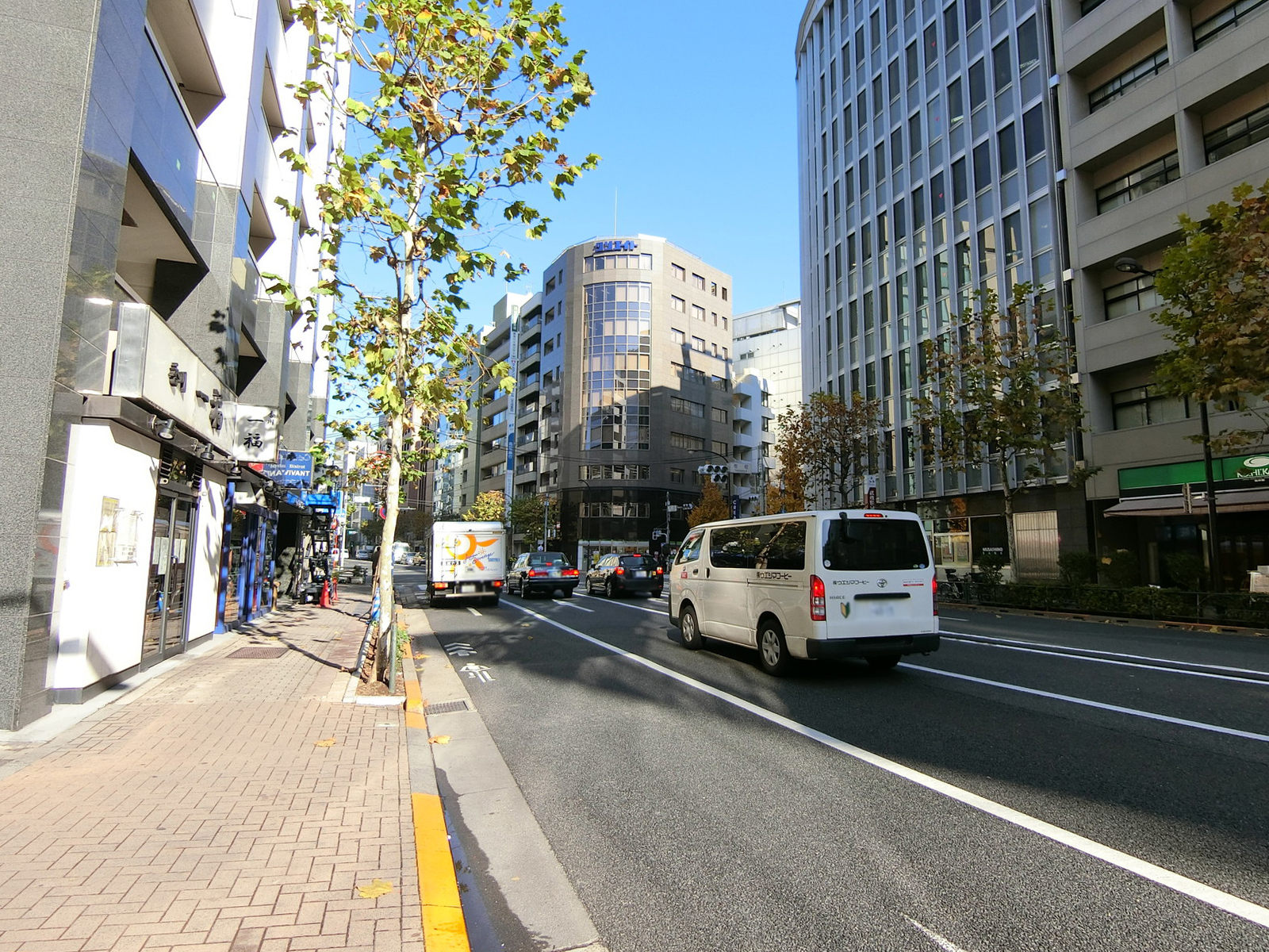 至近の外堀通り