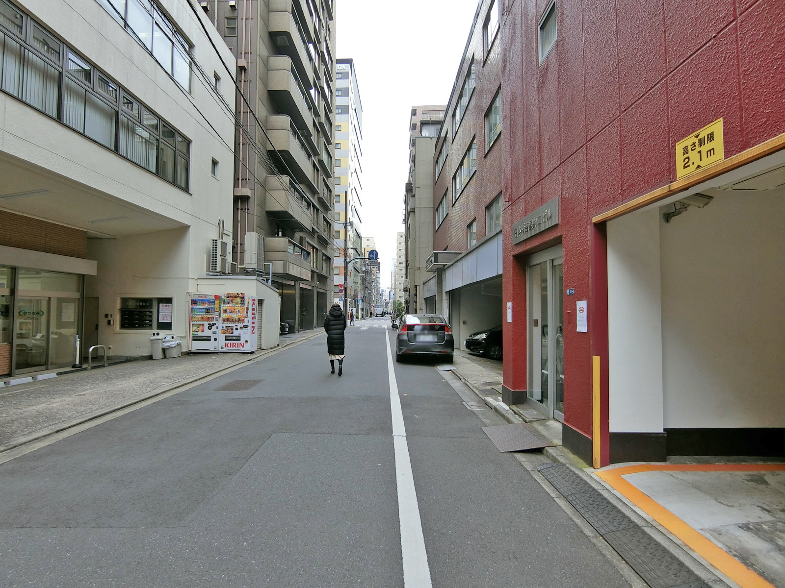 日本橋吉泉第二ビル前面の通り
