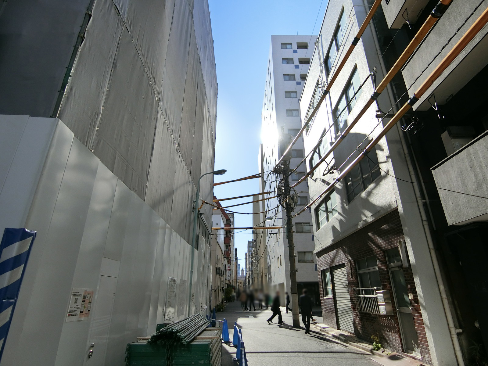 ギャバンビル別館前面の通り