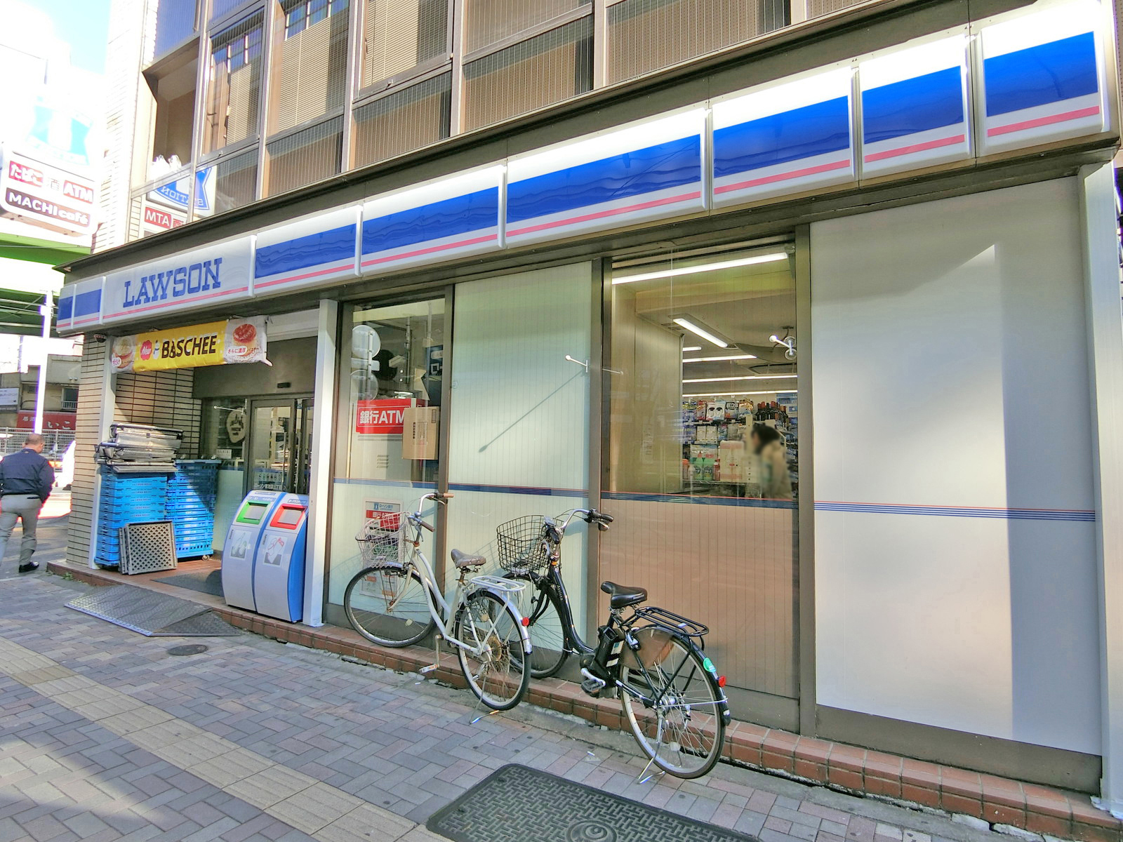 徒歩2分のローソン 東池袋三丁目店