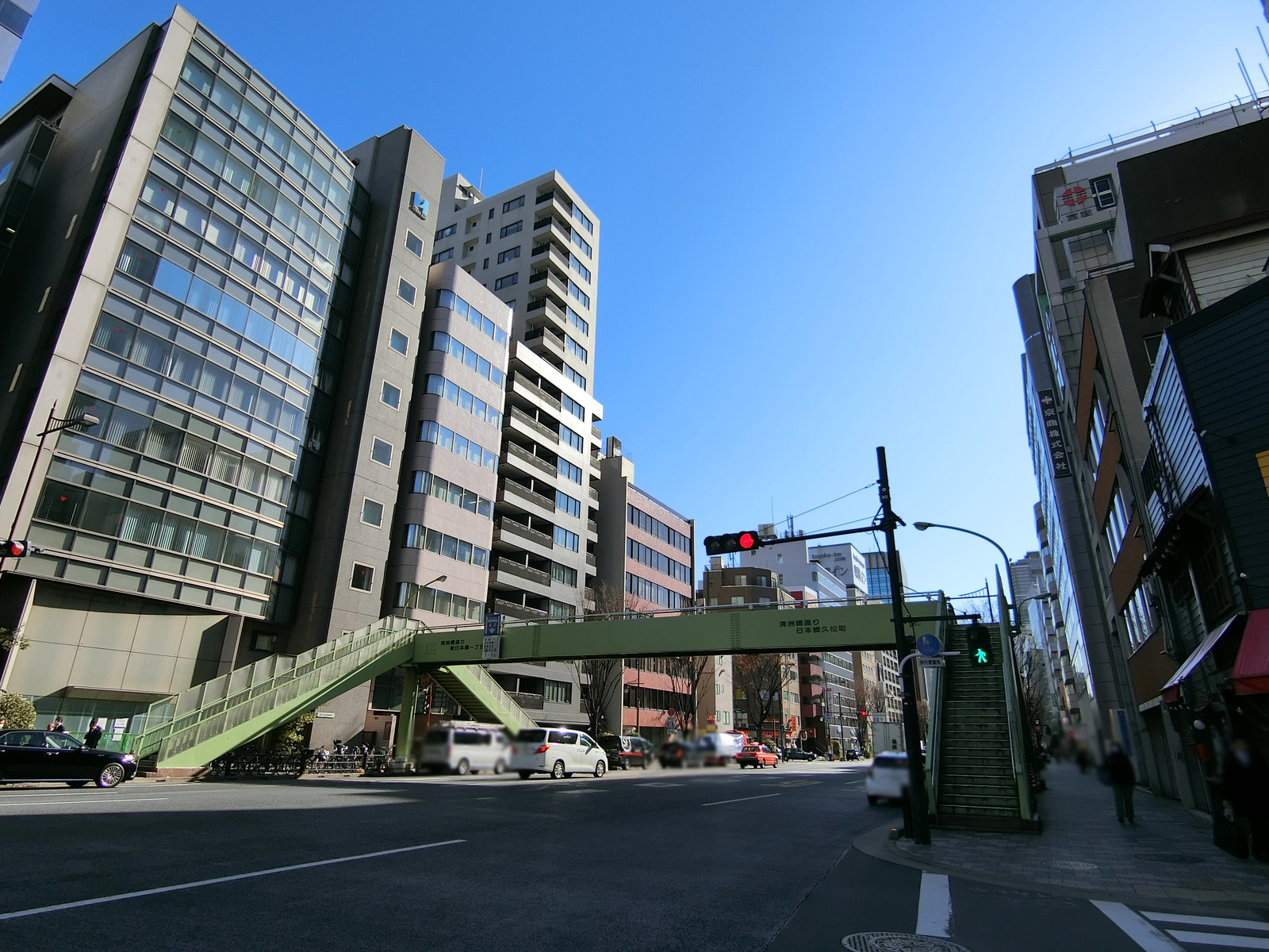 付近の清洲橋通り