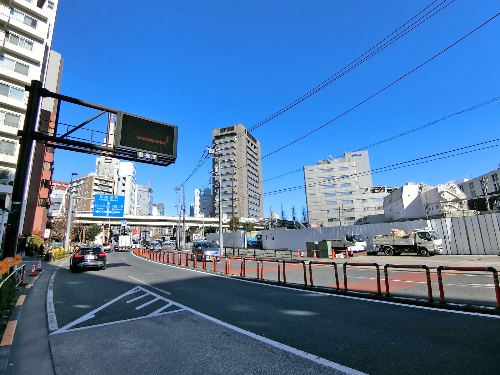 付近の明治通り
