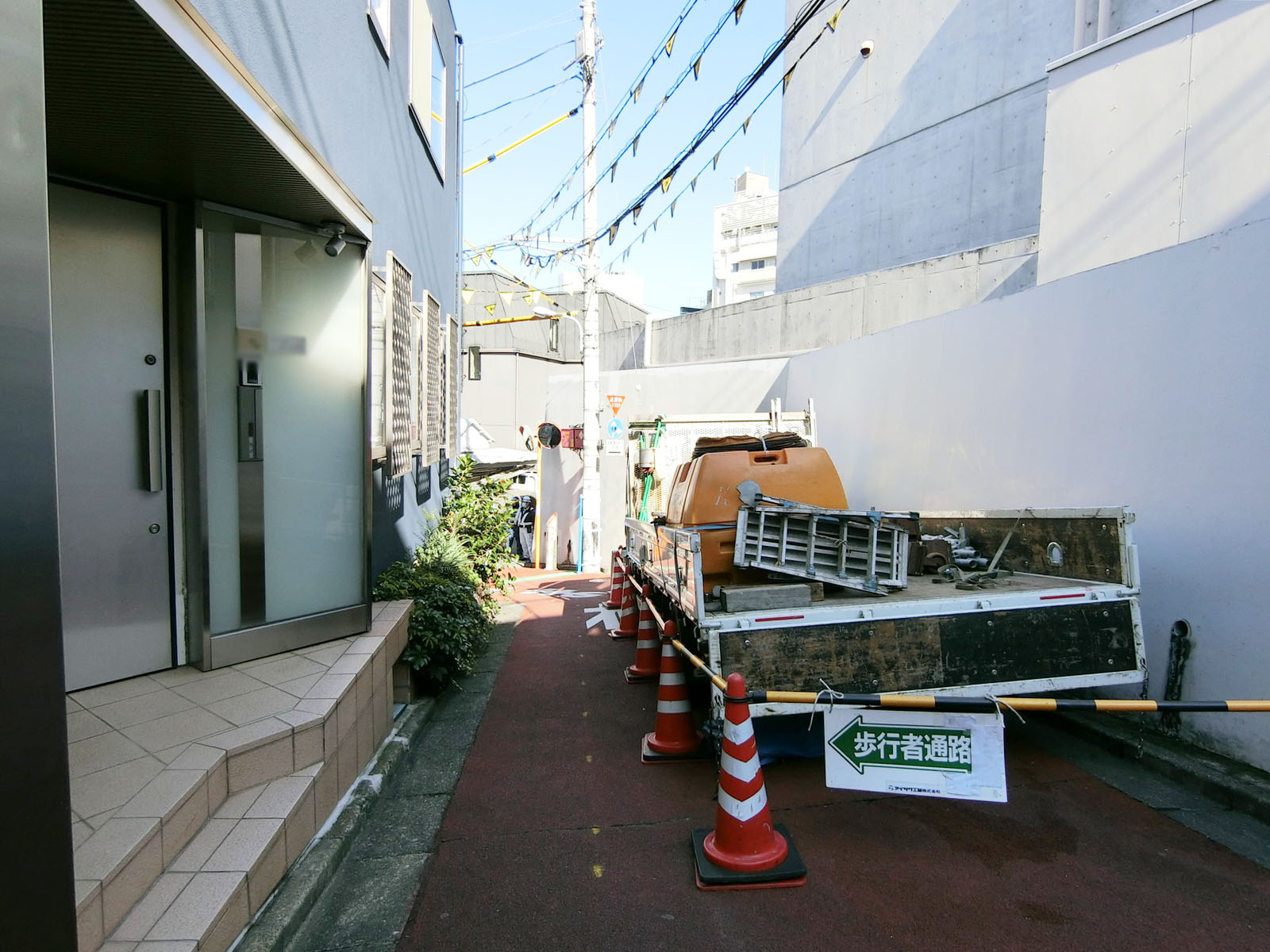 神宮前2丁目戸建前面の通り