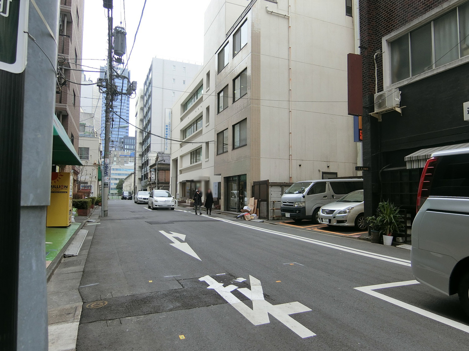 SK茅場町ビル前面の通り