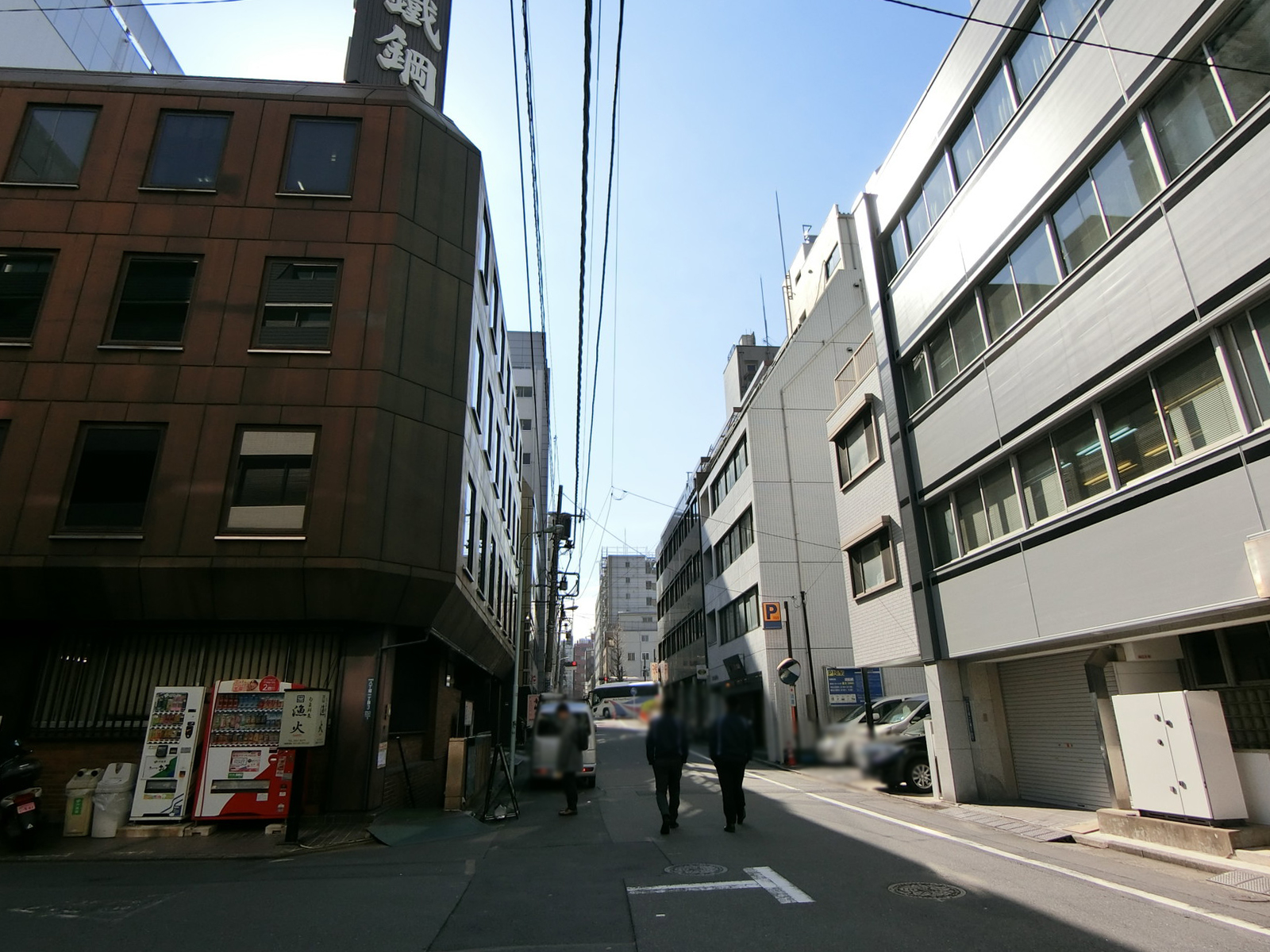 井門八重洲通りビル前面の通り