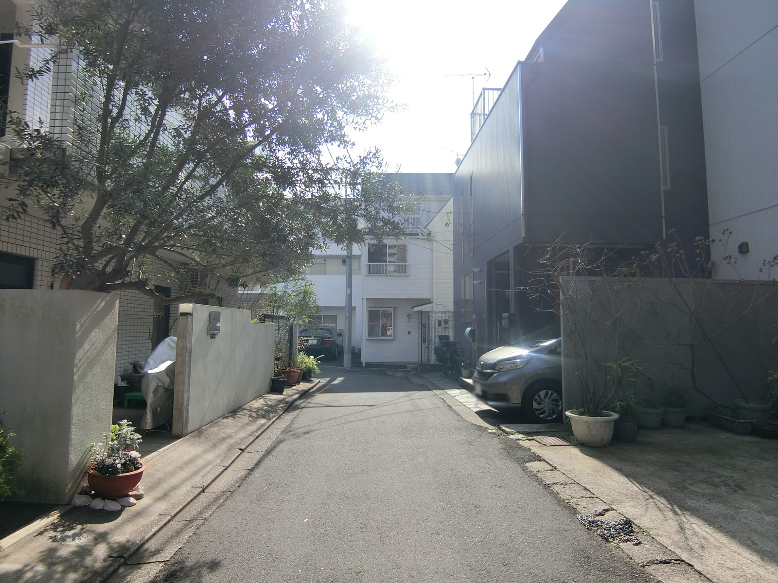 中澤西麻布ビル前面の通り