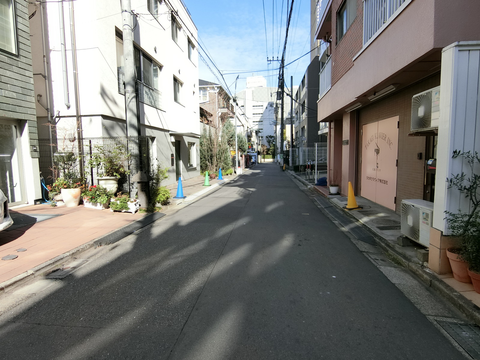 松涛一丁目ビル前面の通り