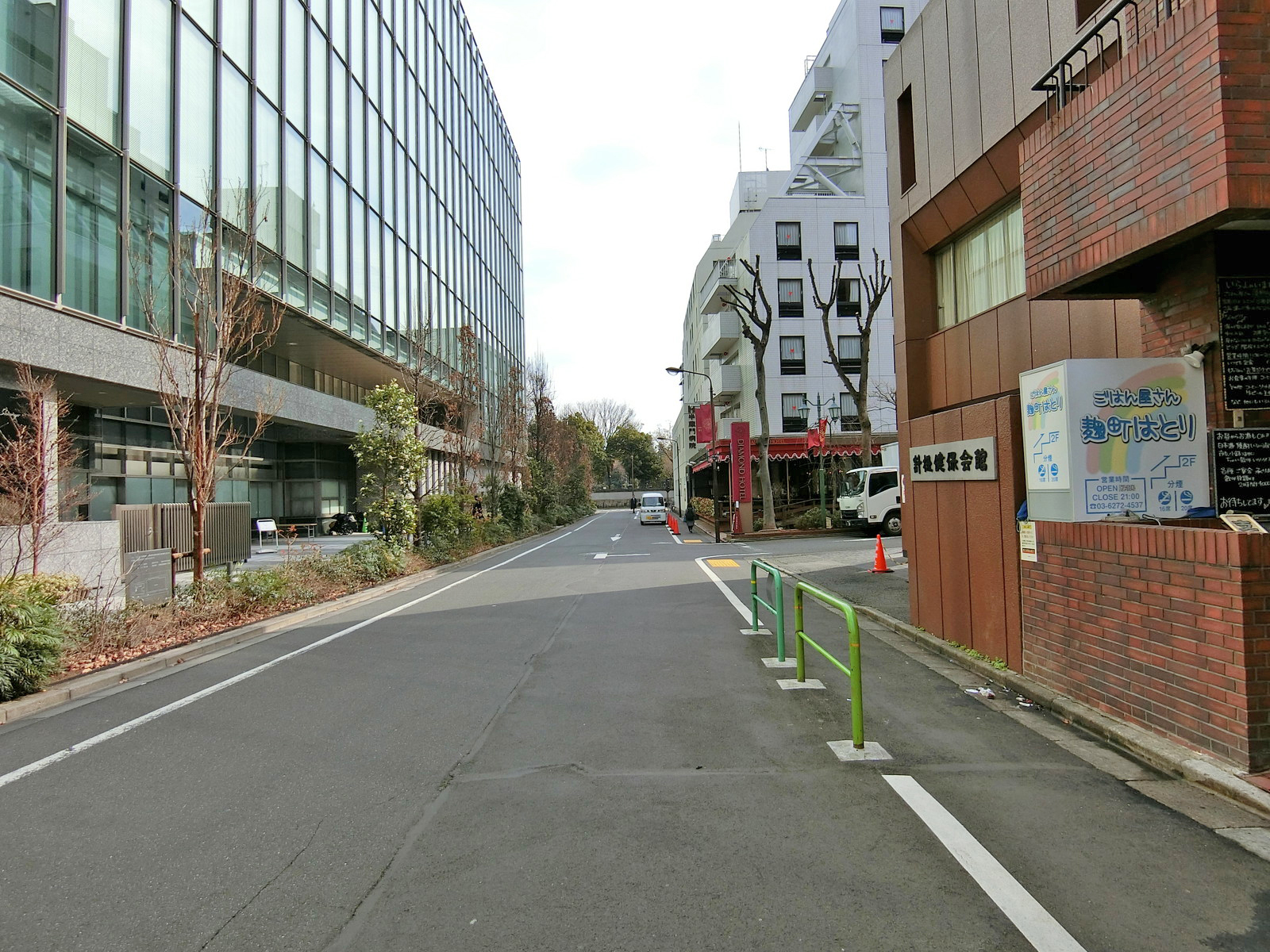 麹町ATIビル前面の通り