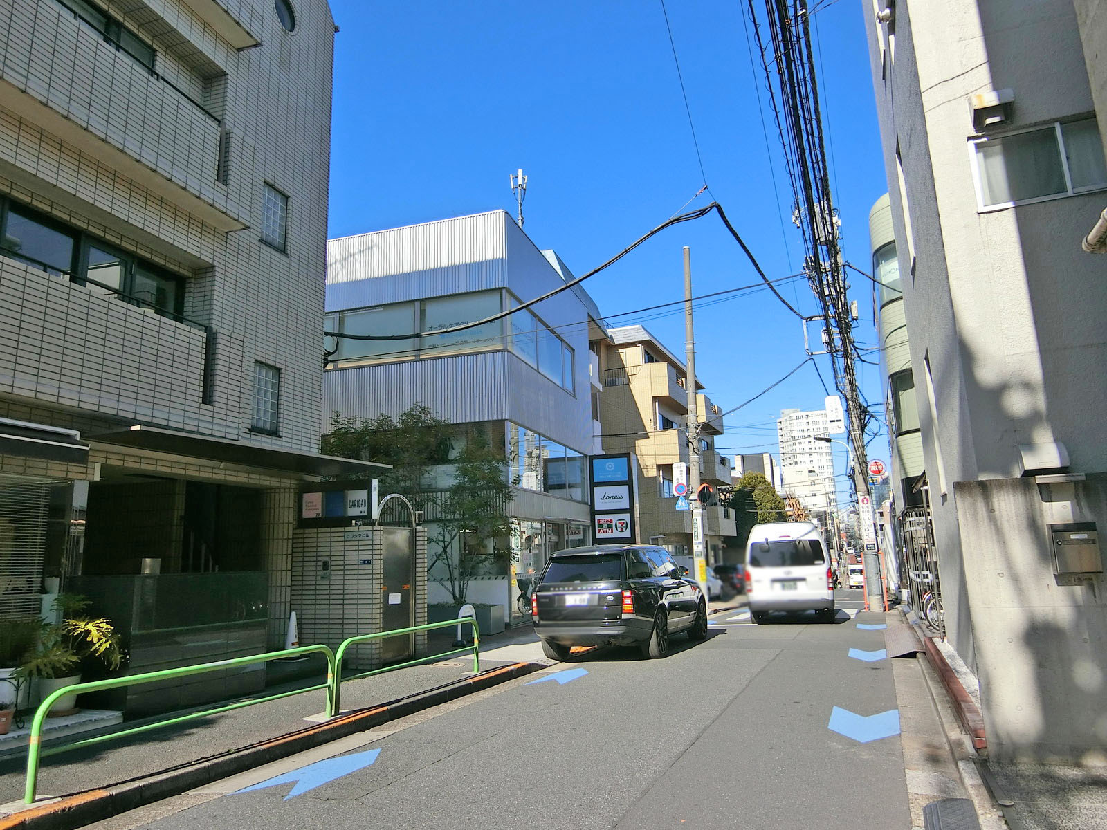 周辺は閑静なエリア
