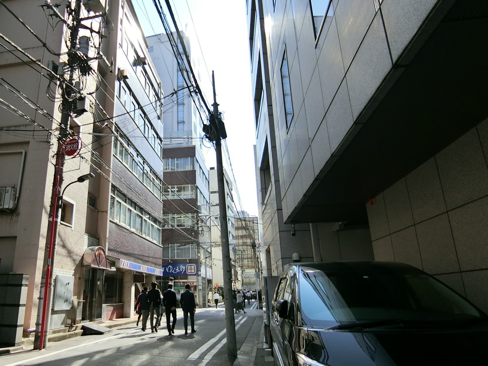芝大門RUビル前面の通り