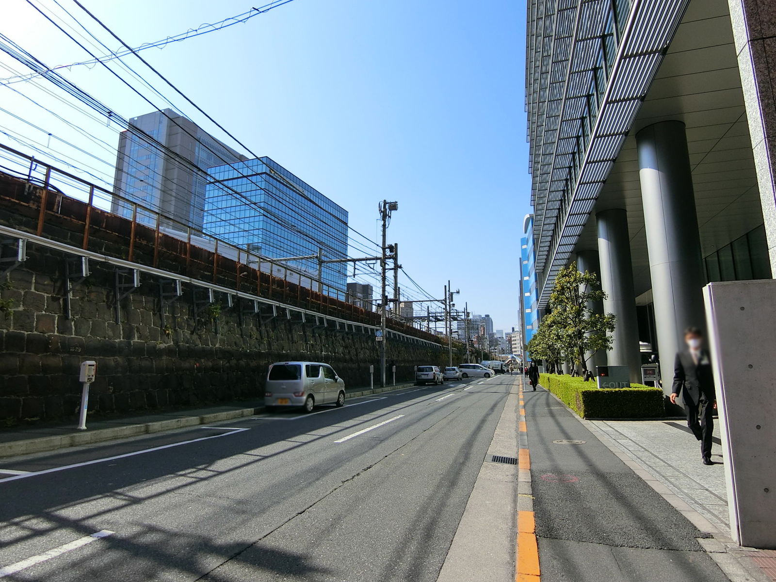 清水書院サービスビル前面の通り