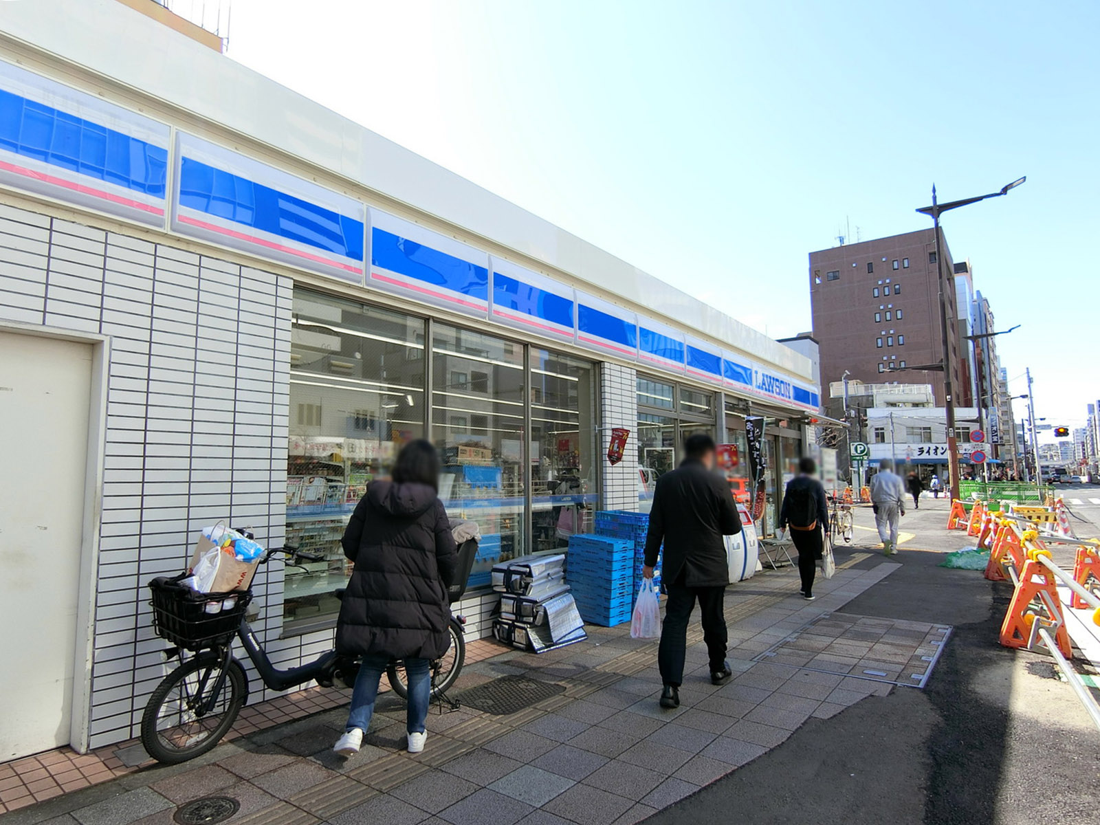 徒歩3分のローソン 墨田緑一丁目店