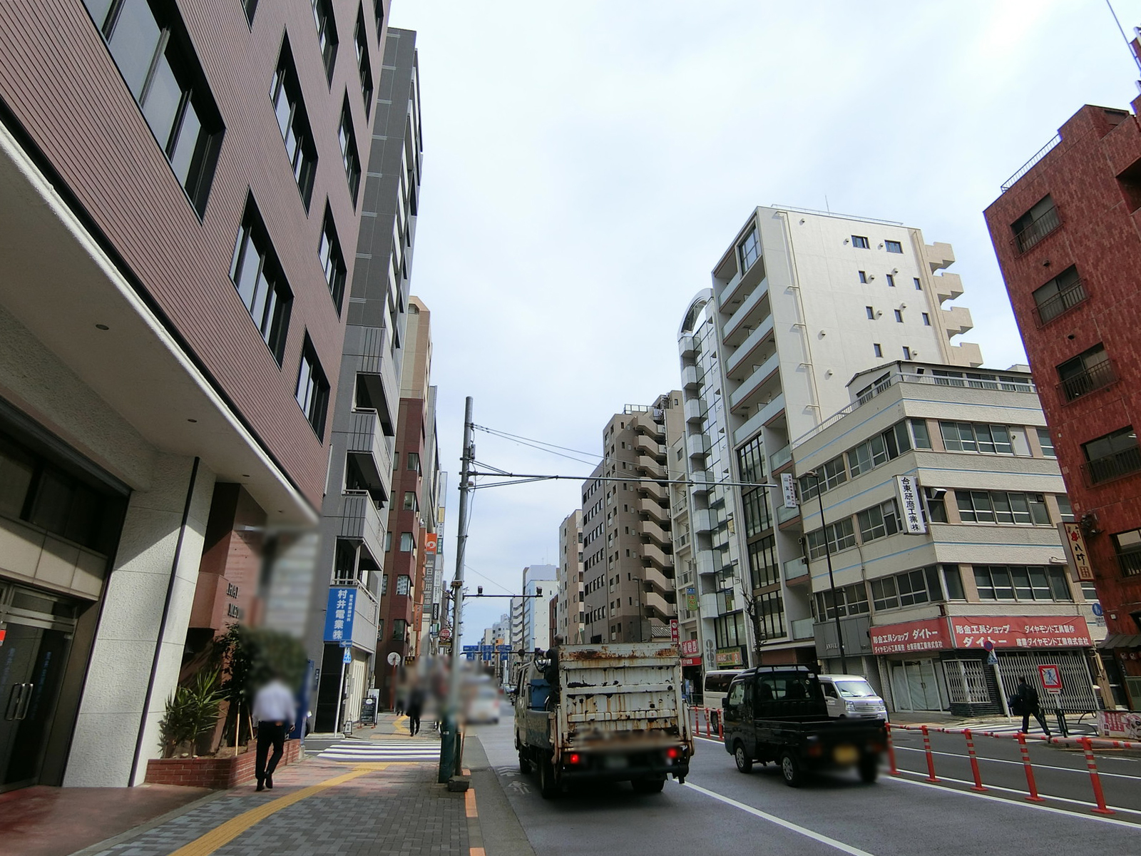 付近の春日通り