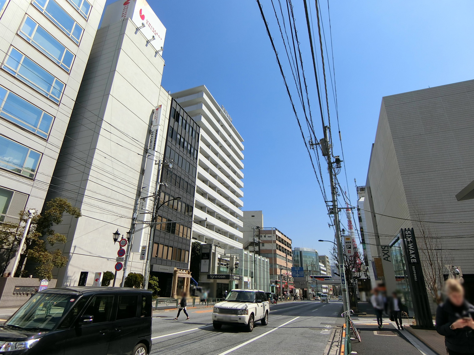 付近の外苑東通り