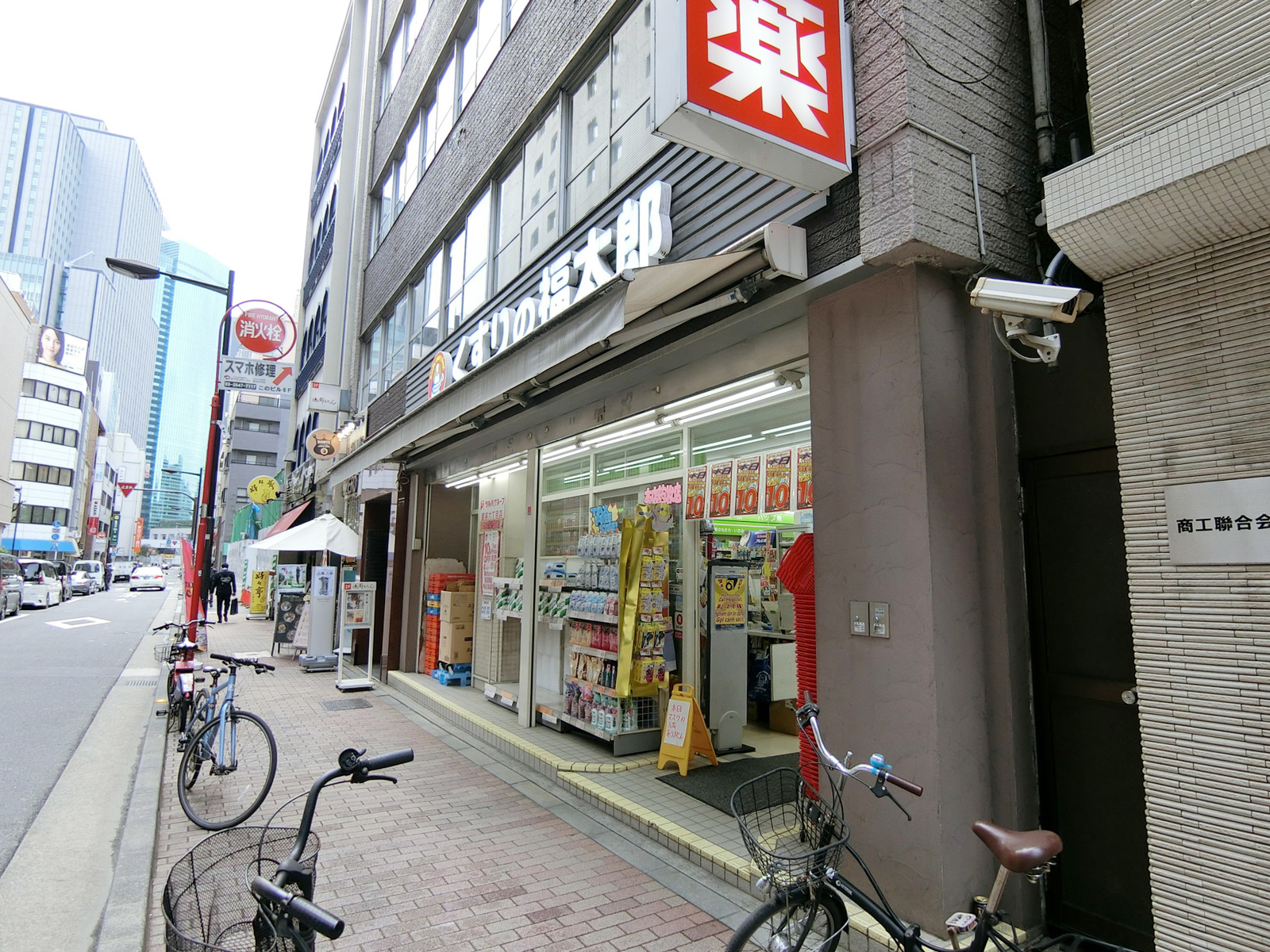 隣のくすりの福太郎 銀座六丁目店