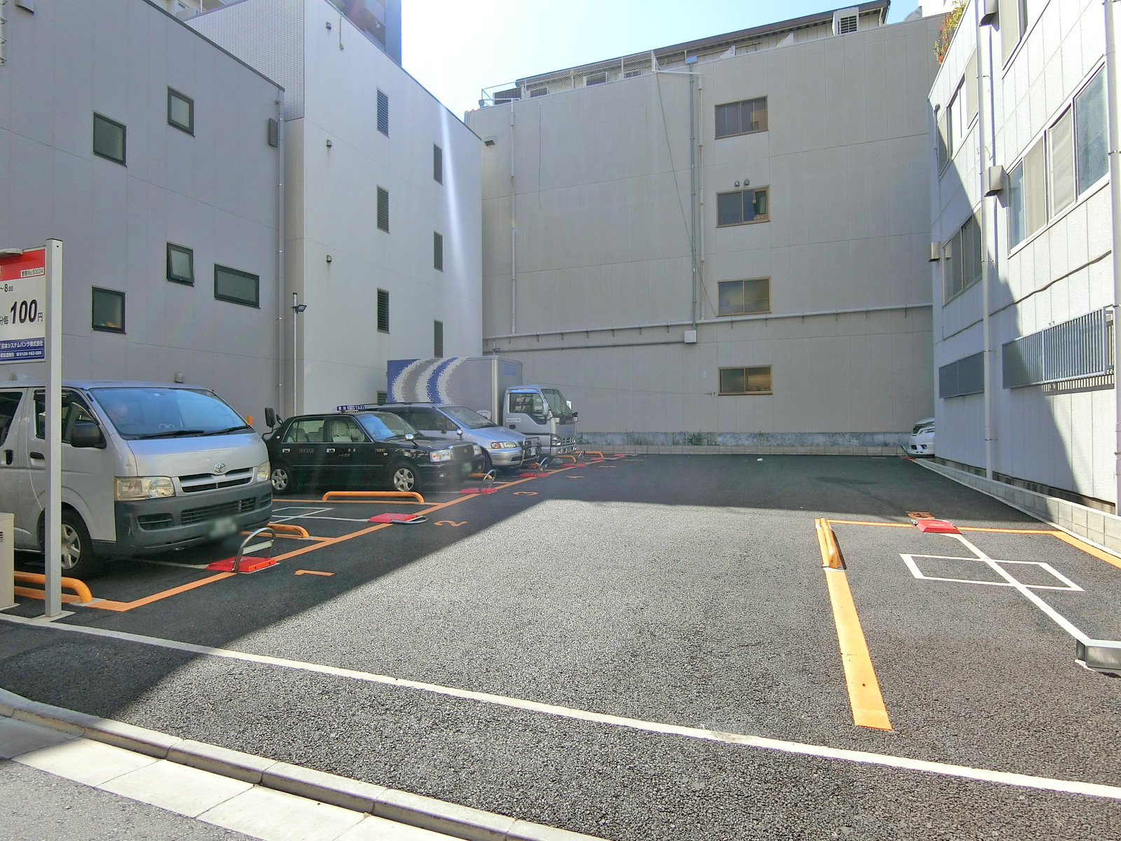 同じ並びのコインパーキング