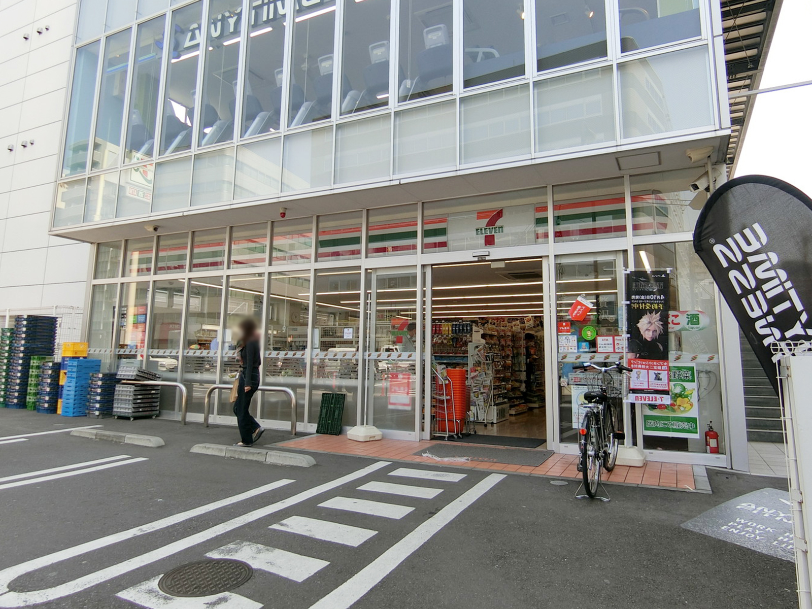 徒歩2分のセブンイレブン泉岳寺駅前店