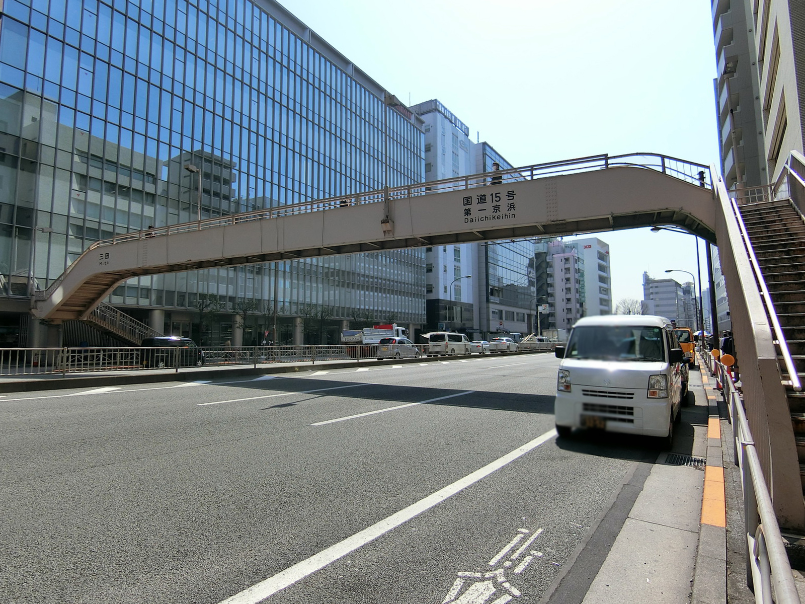 前面の第一京浜