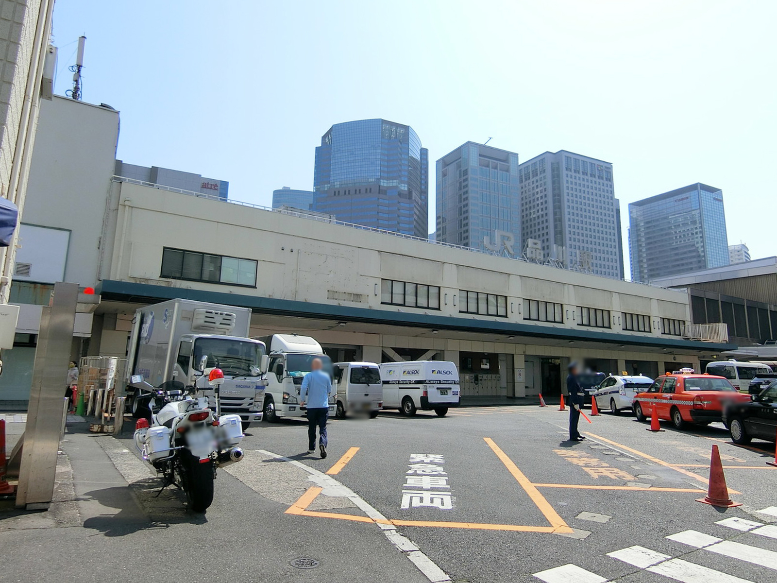 徒歩圏内の「品川駅」