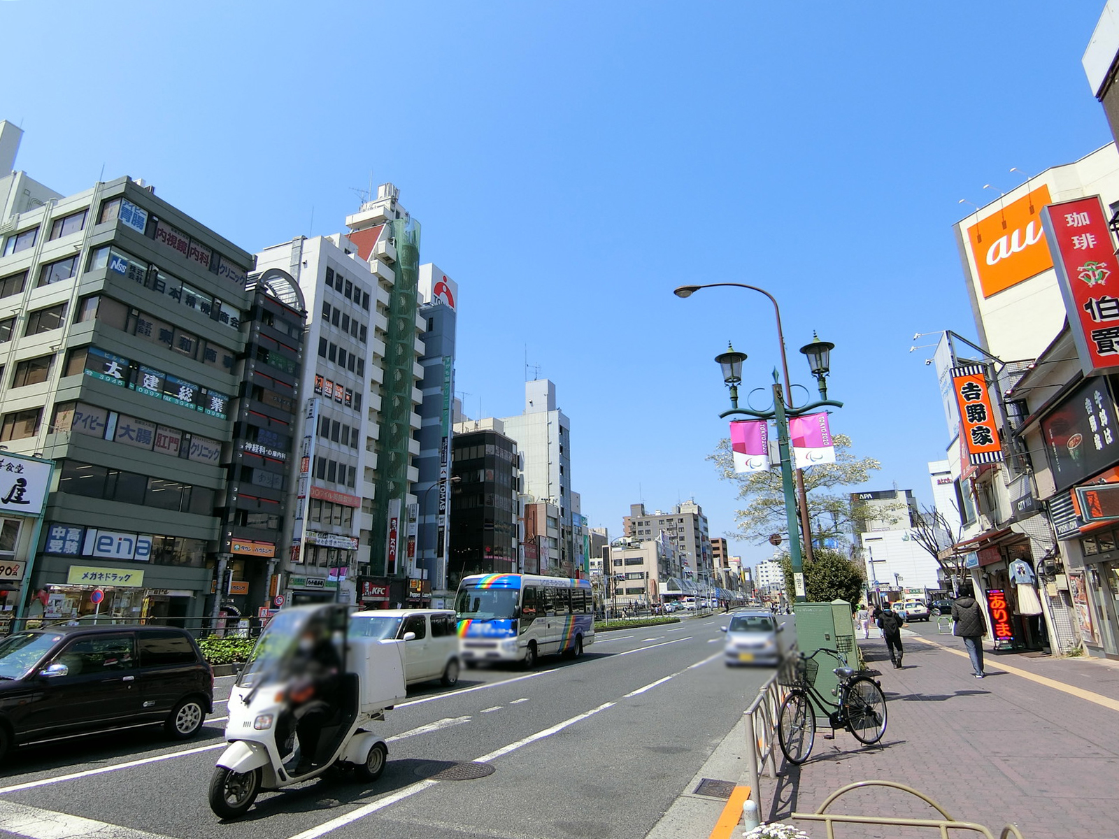 巣鴨SYマンション前面の白山通り