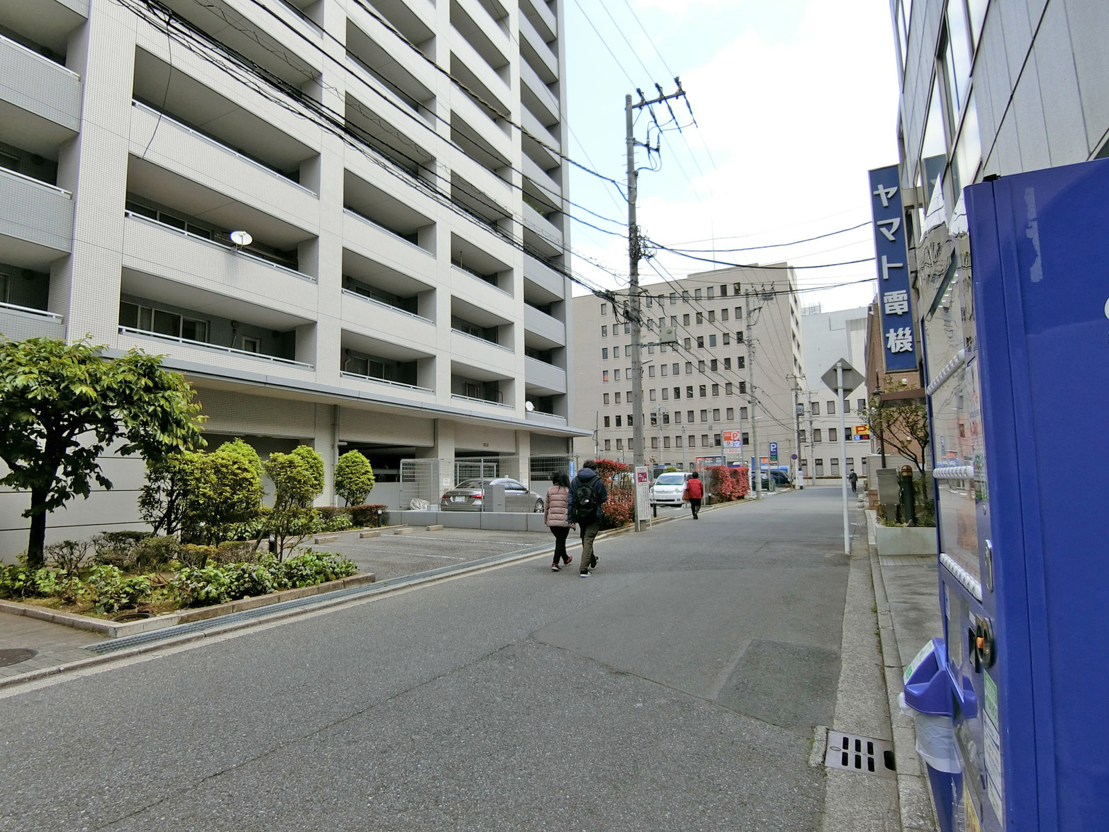 イトイビル前面の通り