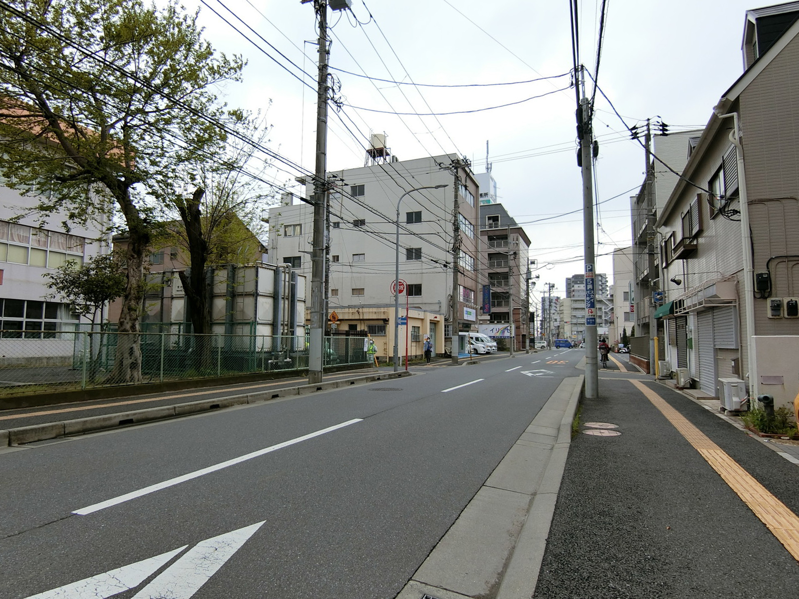 ジェイグランデ3前面の通り