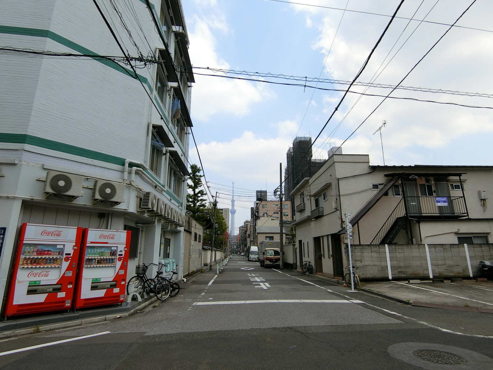 周辺は落ち着いた雰囲気のエリア