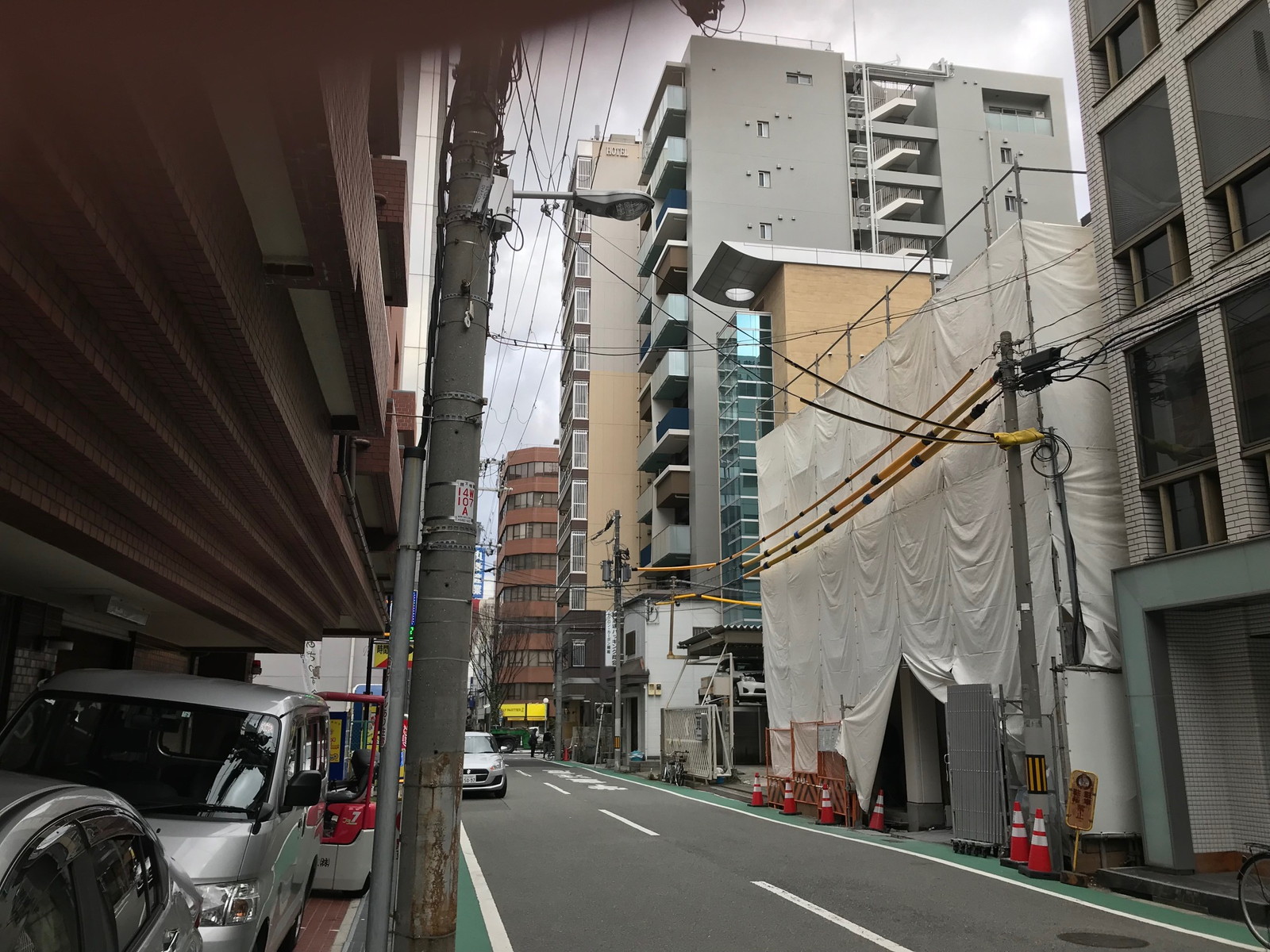 ARTビル前面の通り