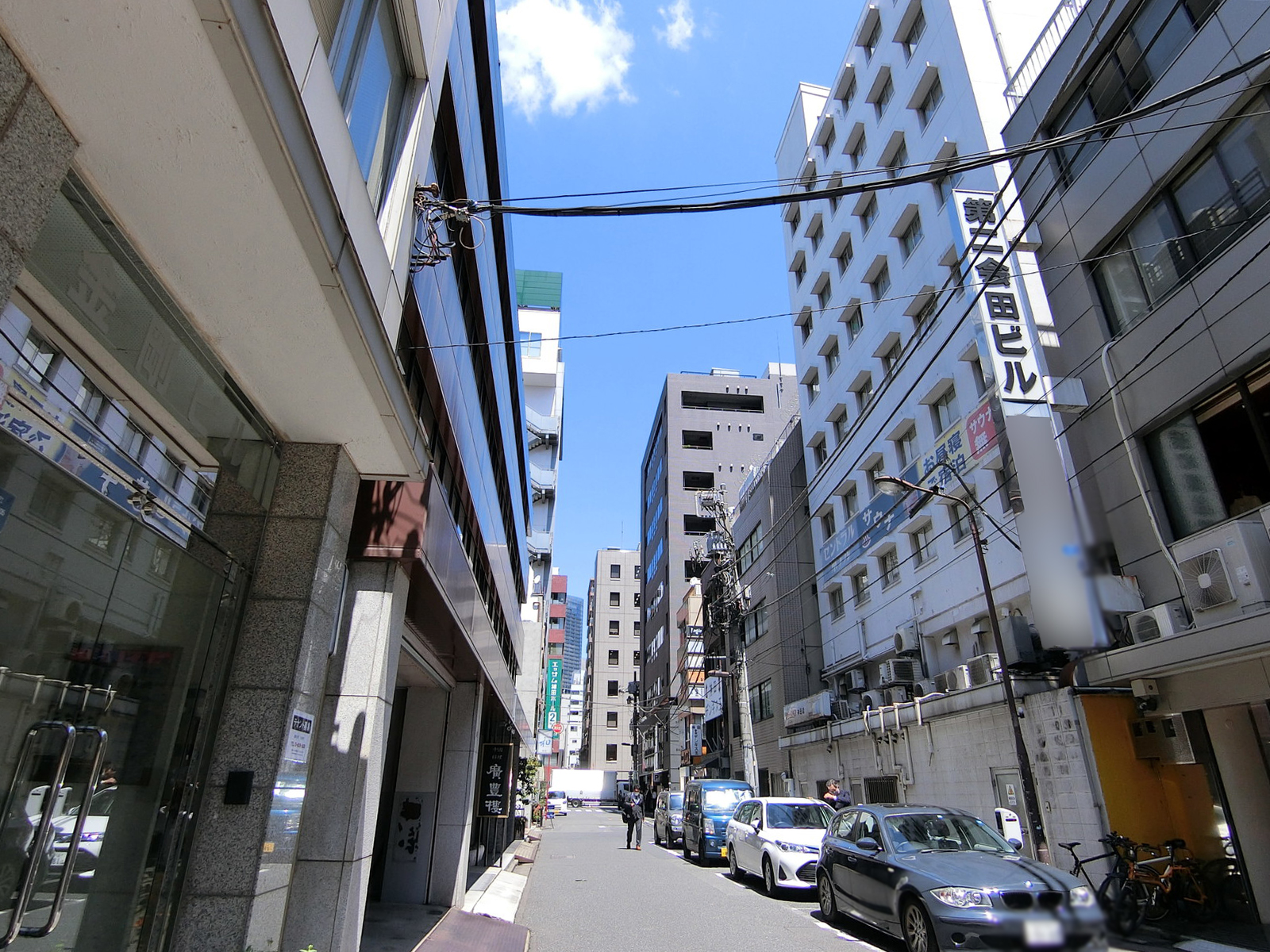 第2会田ビル前面の通り