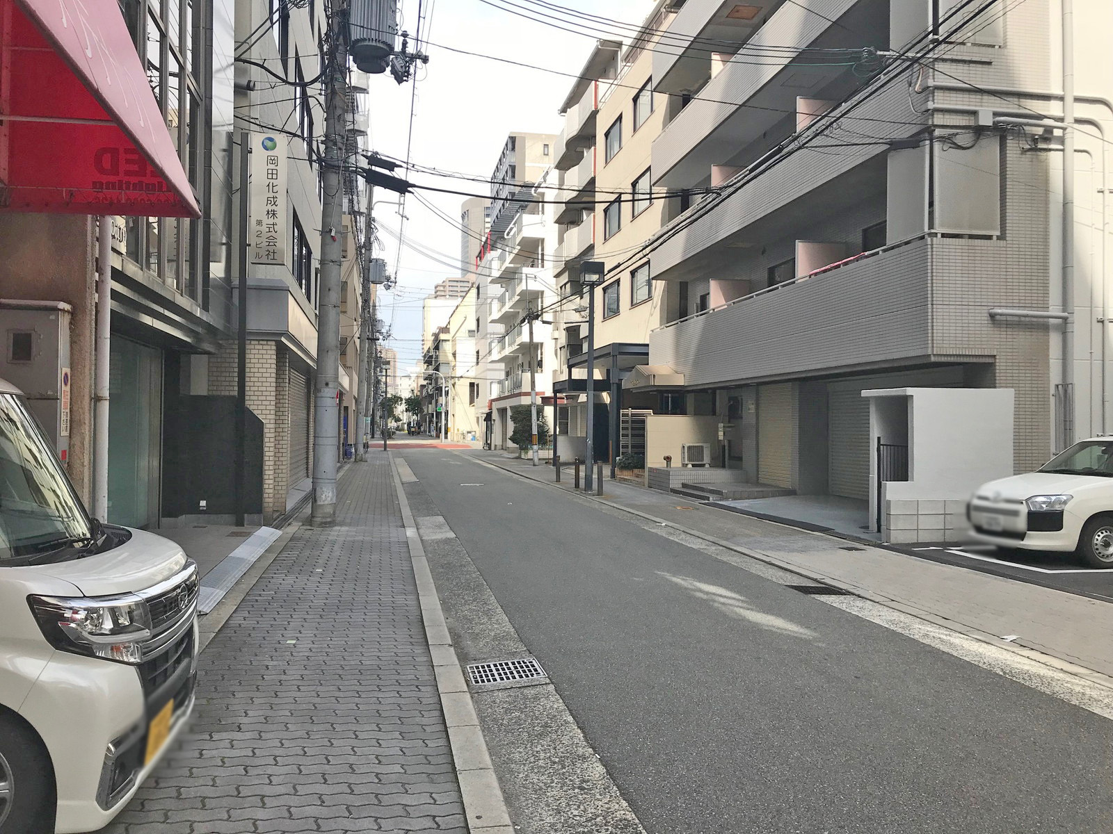 プレステージ天満前面の通り