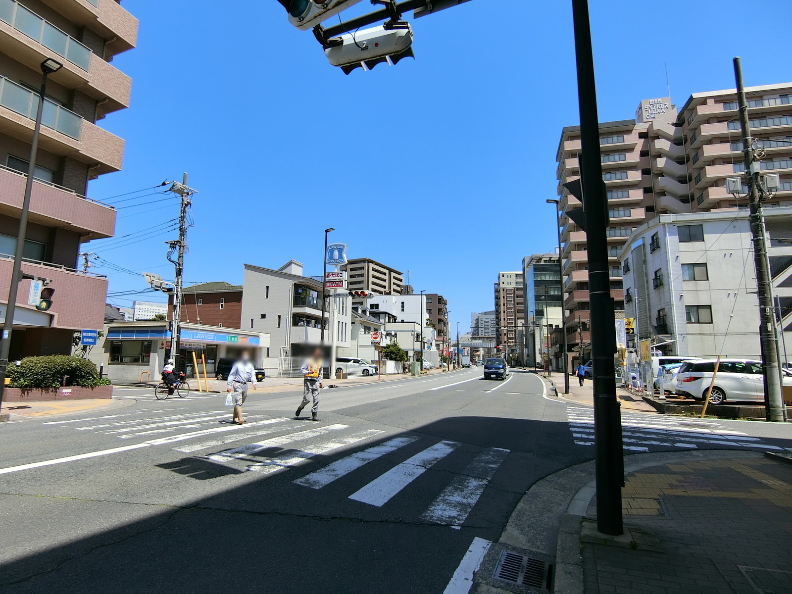 潮ビル前面の千葉街道