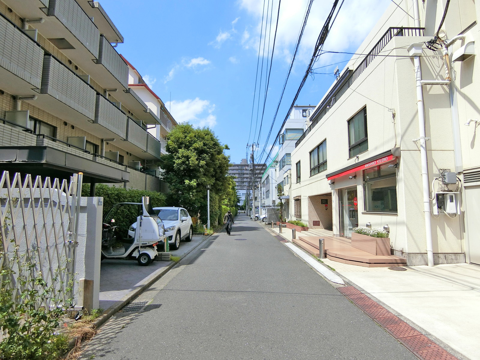 今川ビル前面の通り