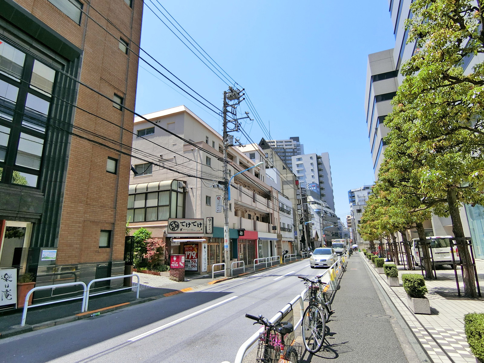 周辺は閑静なエリア