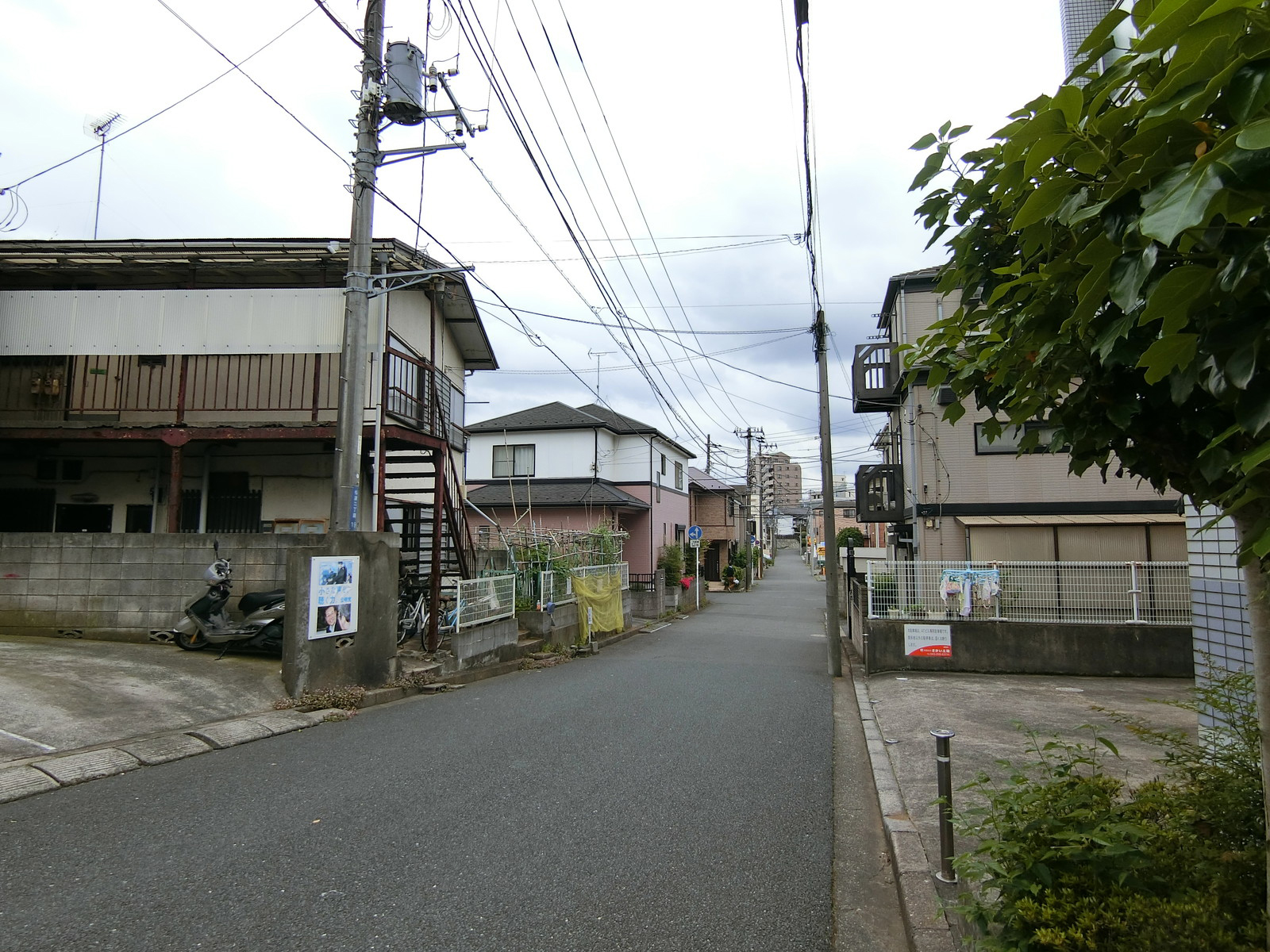 ATビル前面の通り