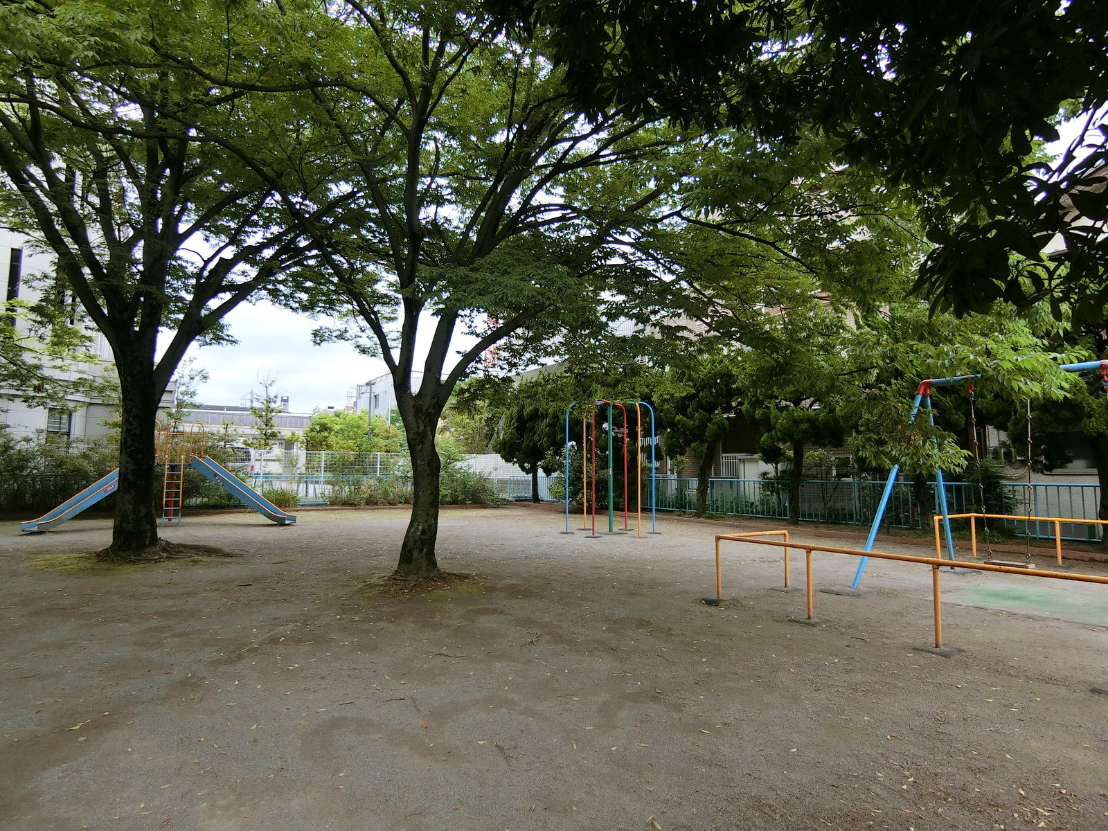 近くの幸町1丁目第2公園