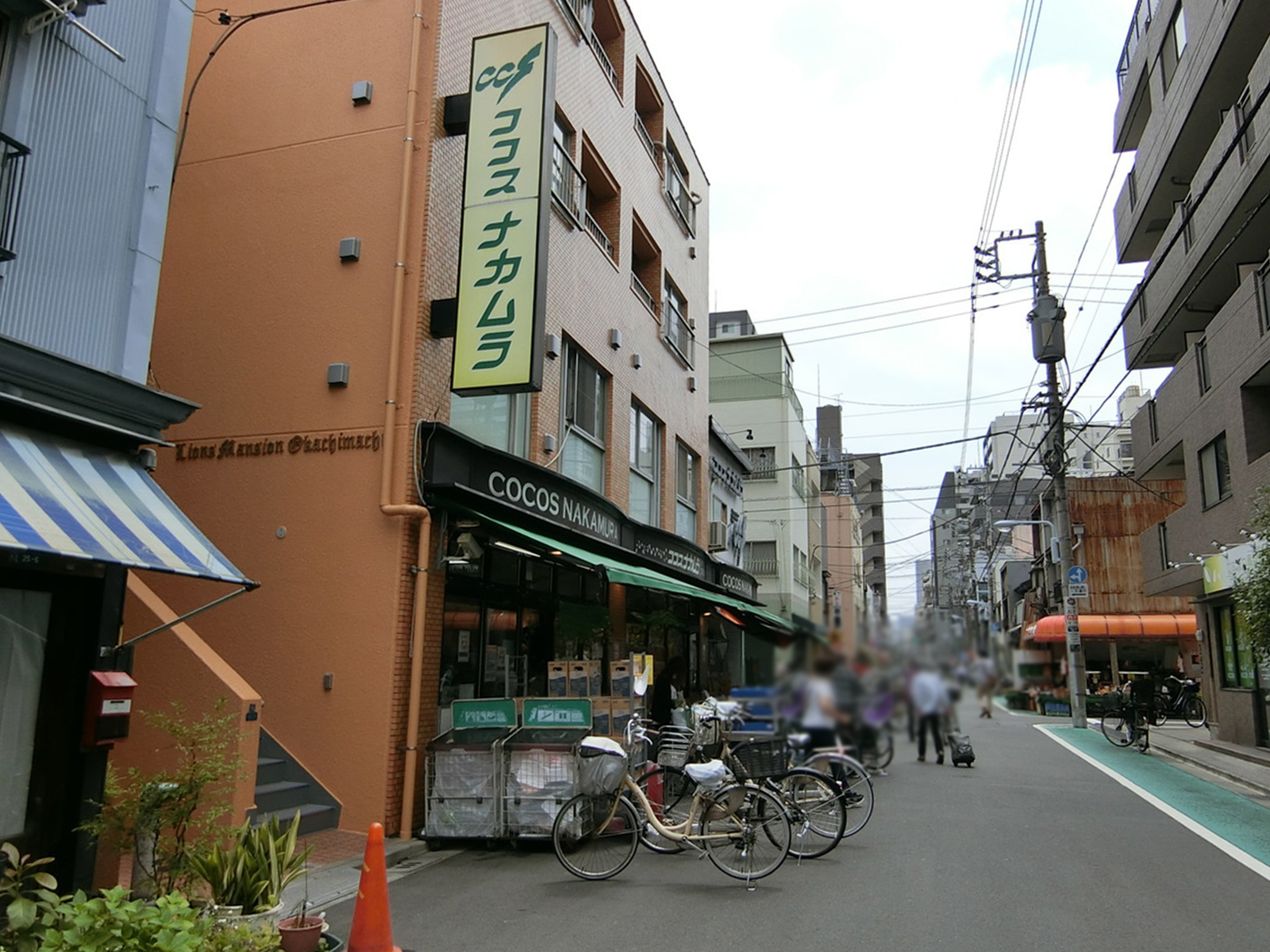 至近のココスナカムラ 鳥越店