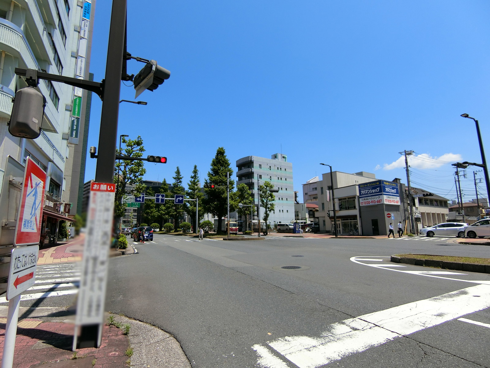 Gスペース前面の本町通り