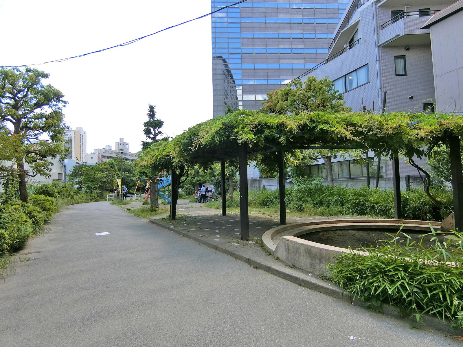 徒歩1分の公園
