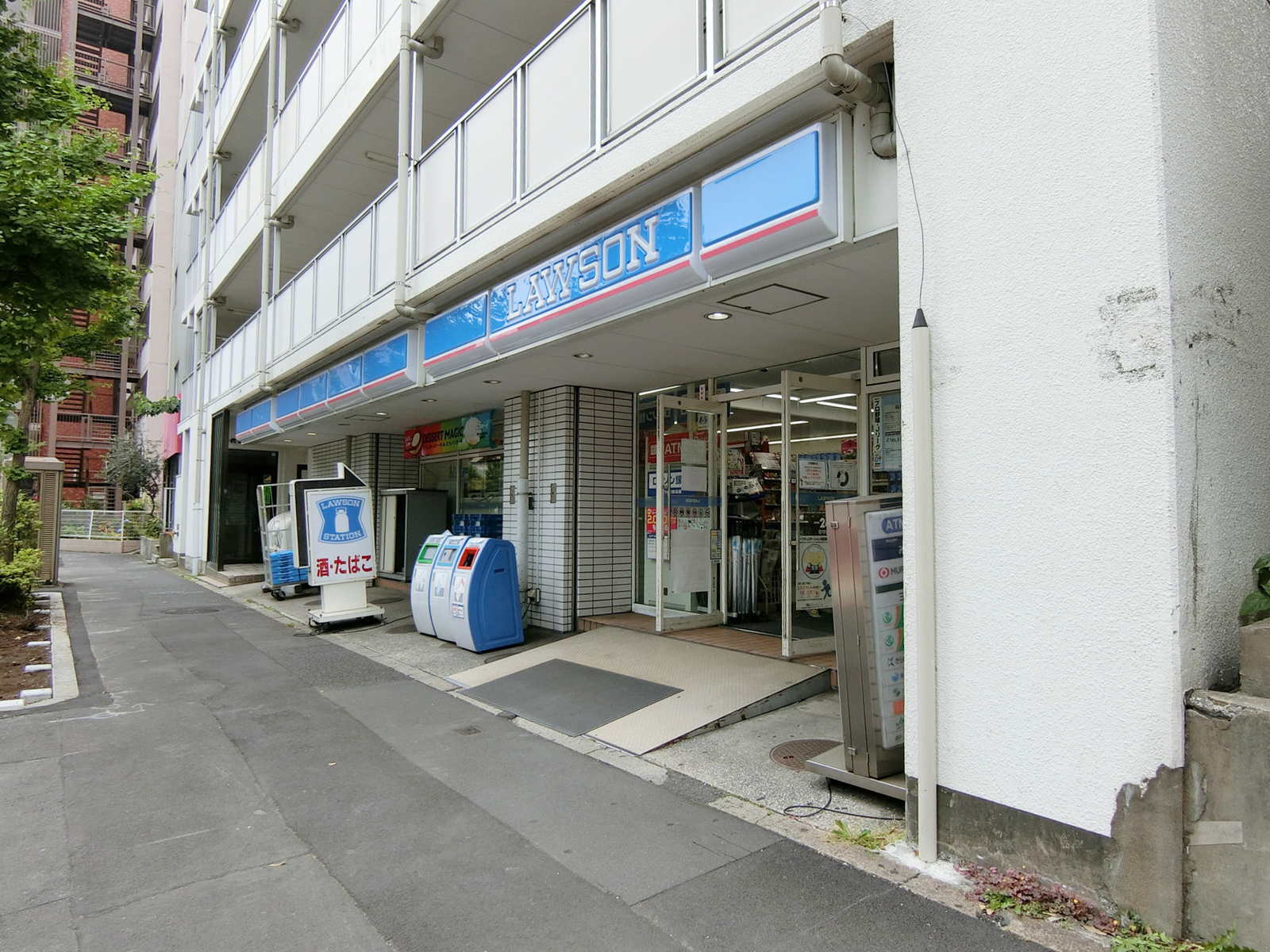 徒歩2分のローソン 大崎店