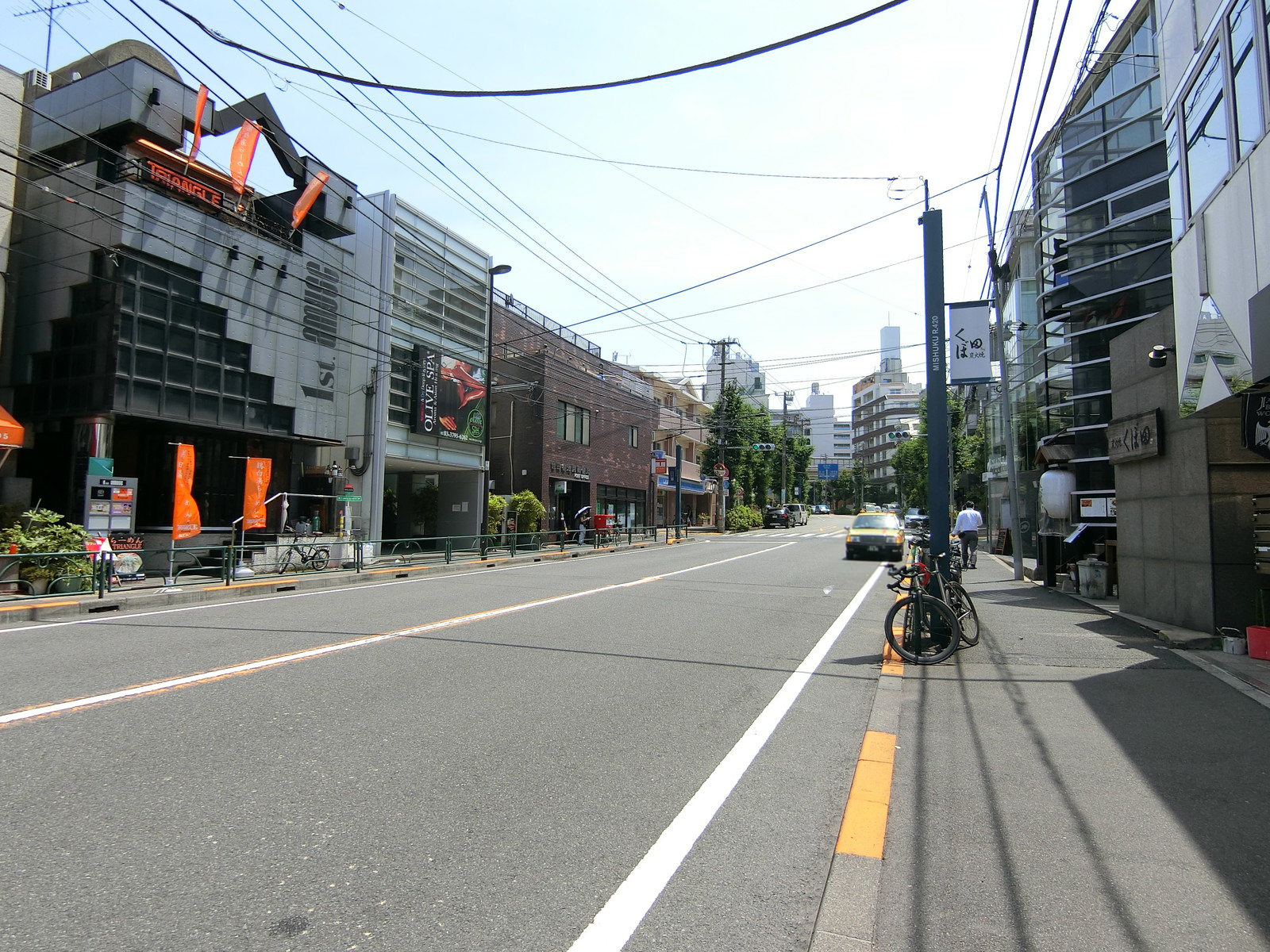 コーポハックベリー前面の鮫州大山線