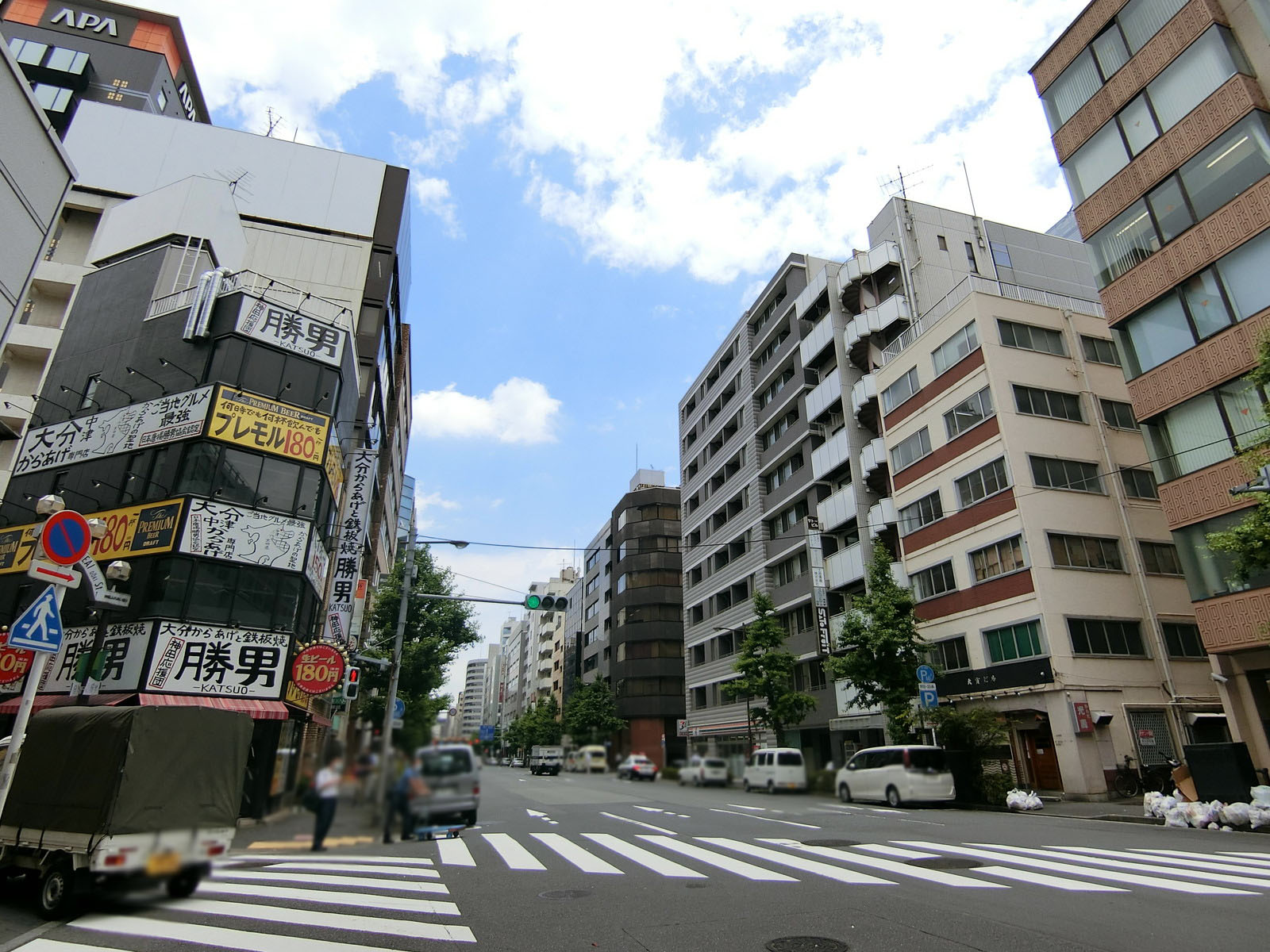 付近の神田平成通り