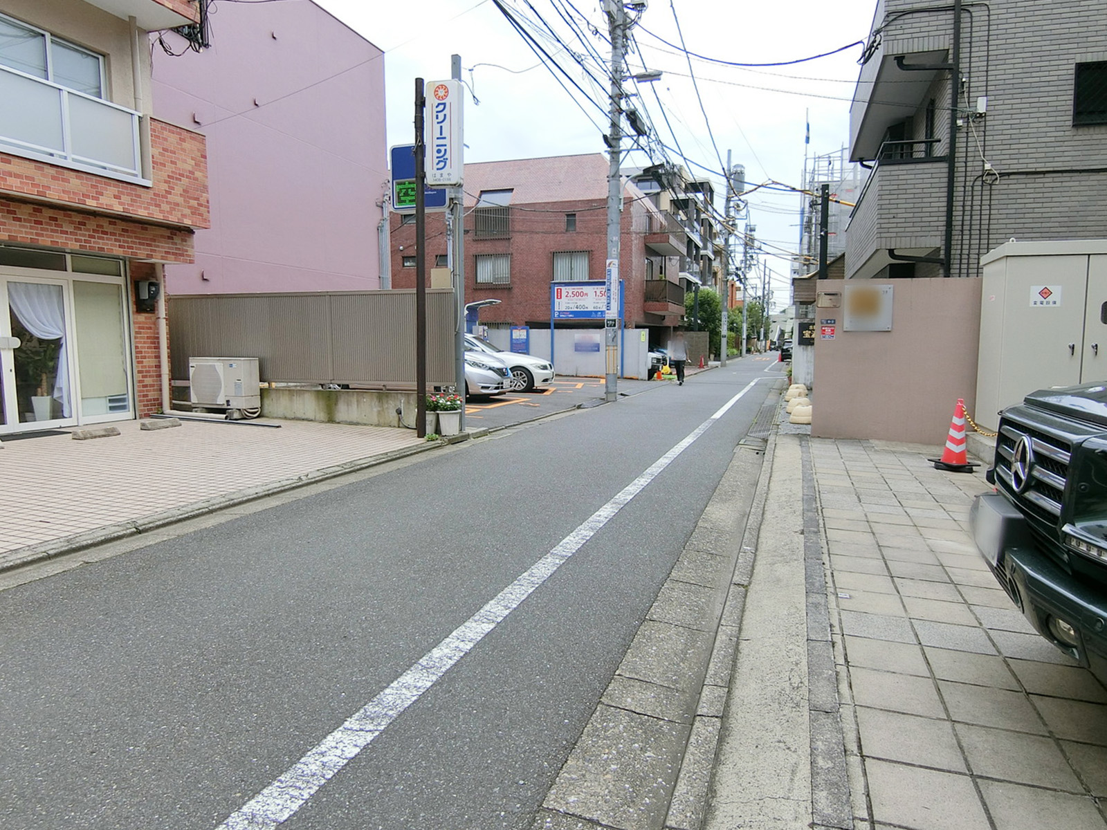 icビル前面の通り