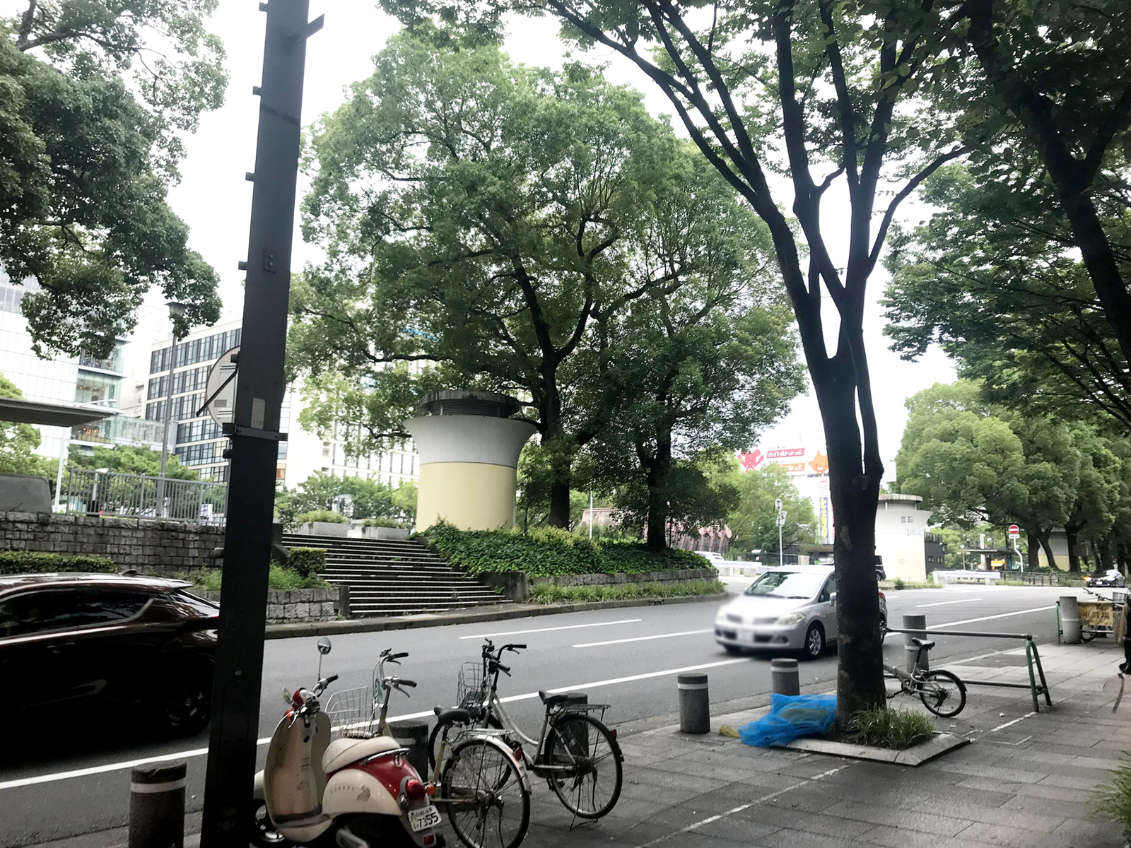 日建住生ビル前面の久屋大通